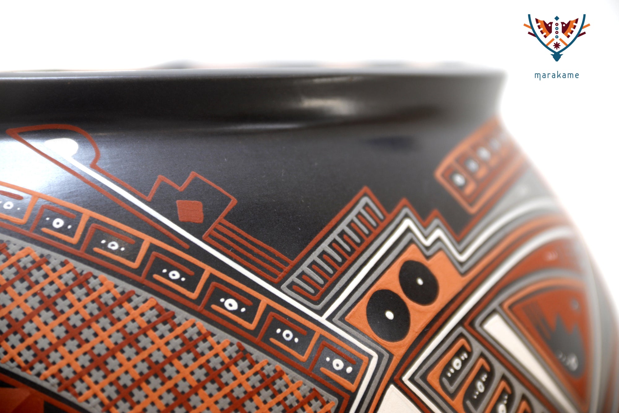 Cerámica de Mata Ortiz - Rojizo