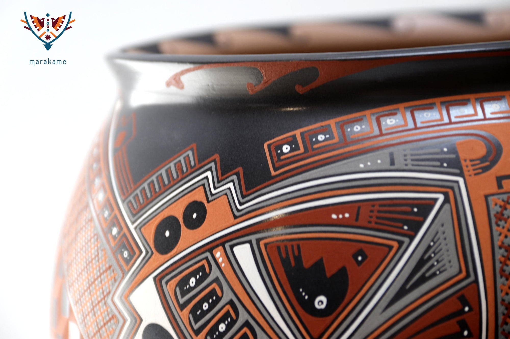 Cerámica de Mata Ortiz - Rojizo