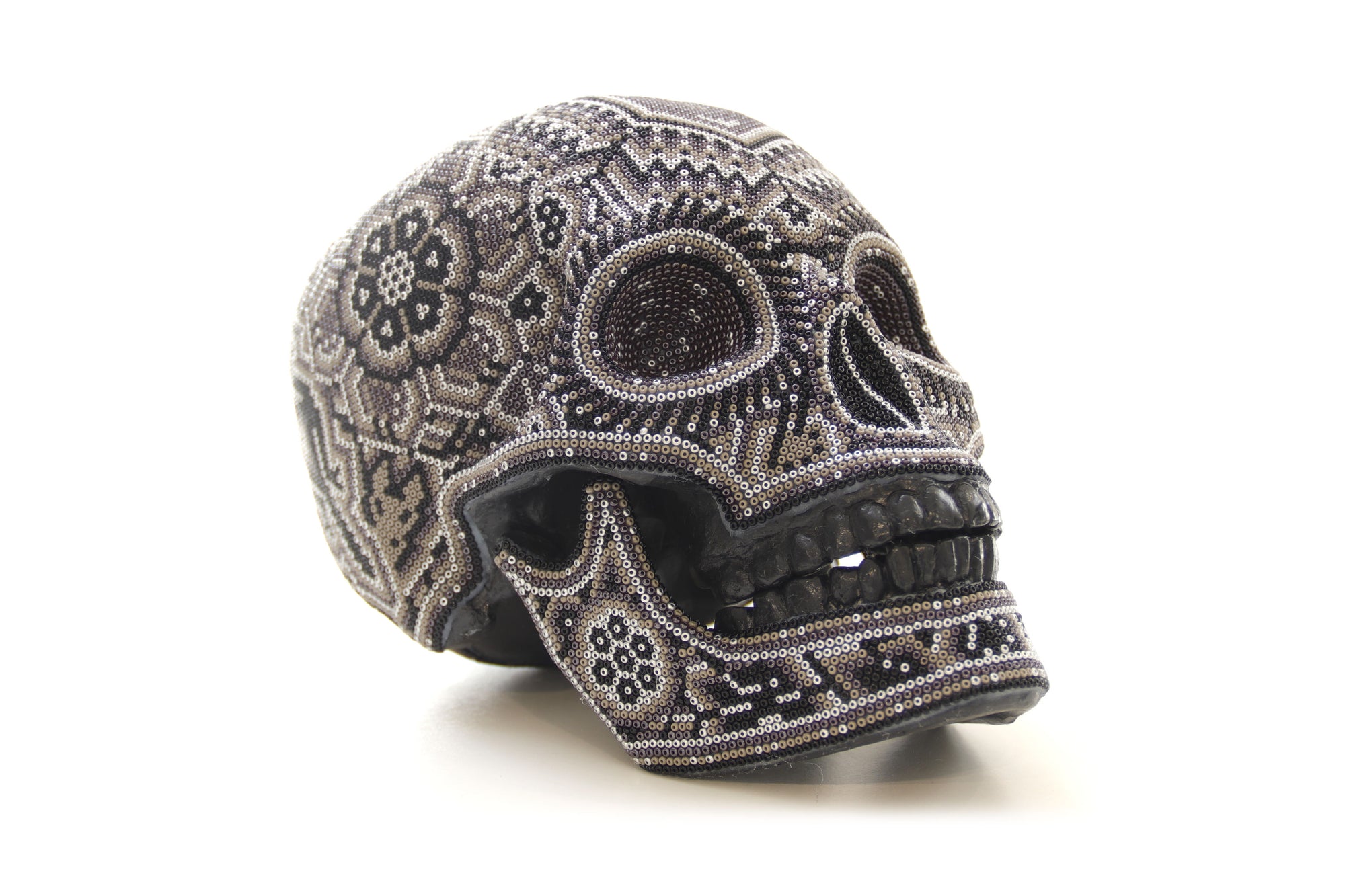 Cráneo huichol escala real - Calavera Haramara