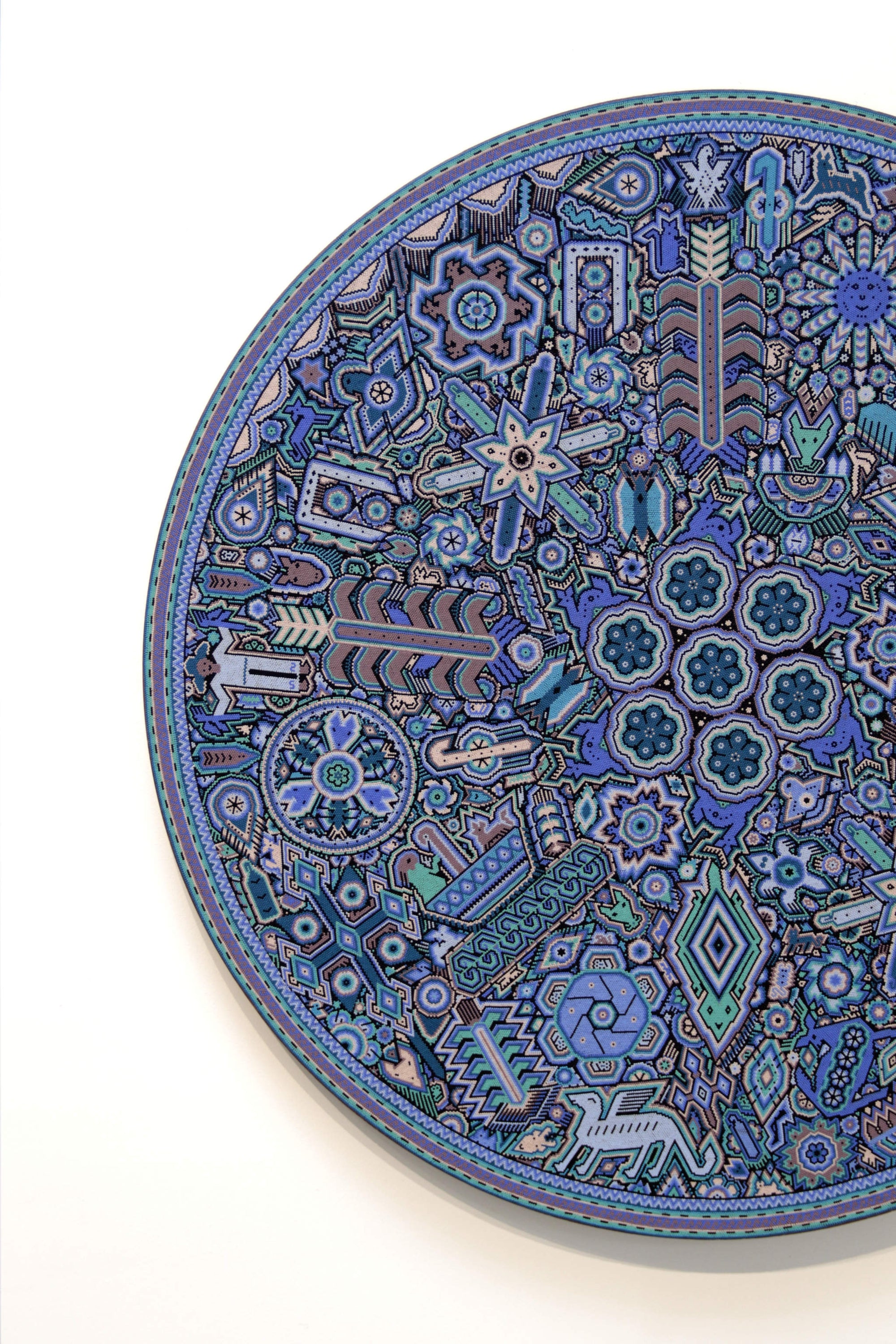 Nierika de Chaquira Círculo Huichol - Kieri teiwariyeme - 120 cm.