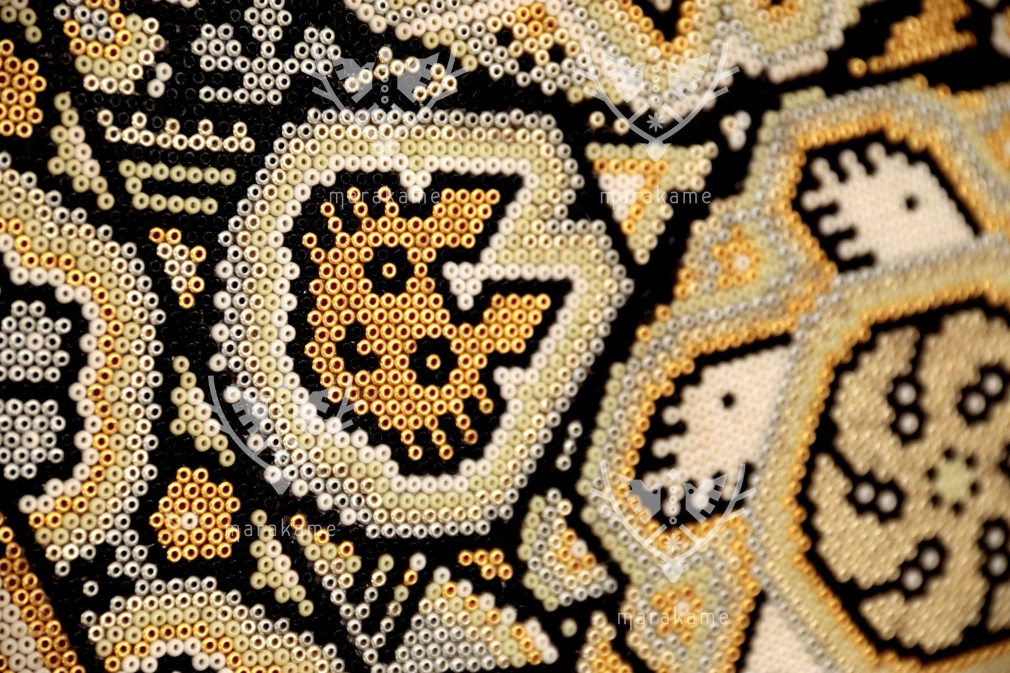 Nierika de Chaquira Círculo Huichol - Ewaripa - Velación de venado - 160 cm. - 2024 - 2025 - Arte Marakame