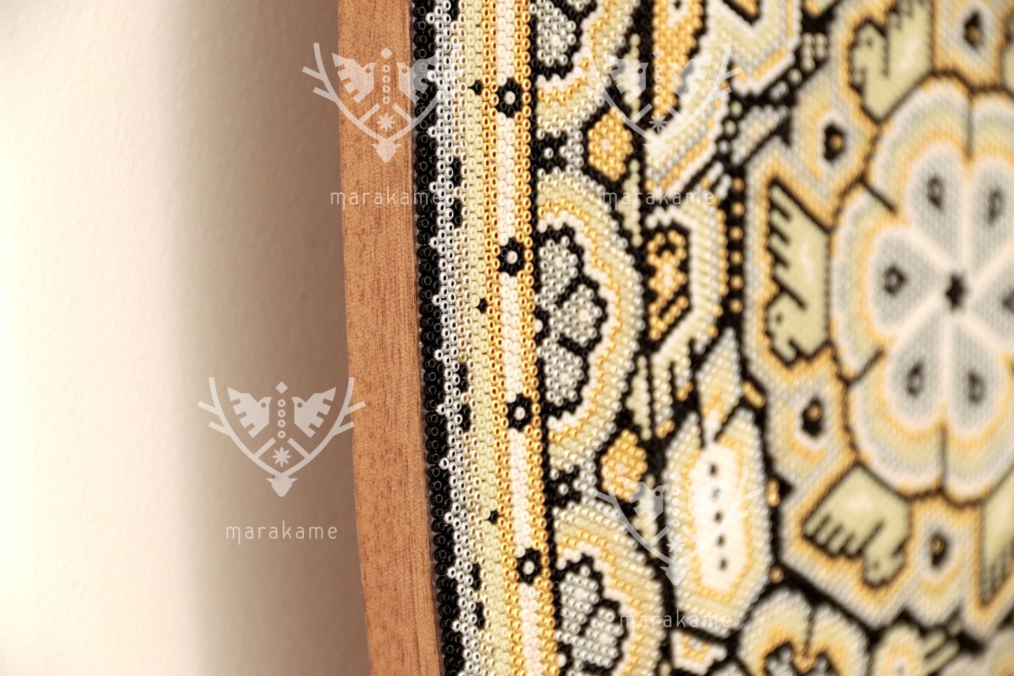 Nierika de Chaquira Círculo Huichol - Ewaripa - Velación de venado - 160 cm. - 2024 - 2025 - Arte Marakame