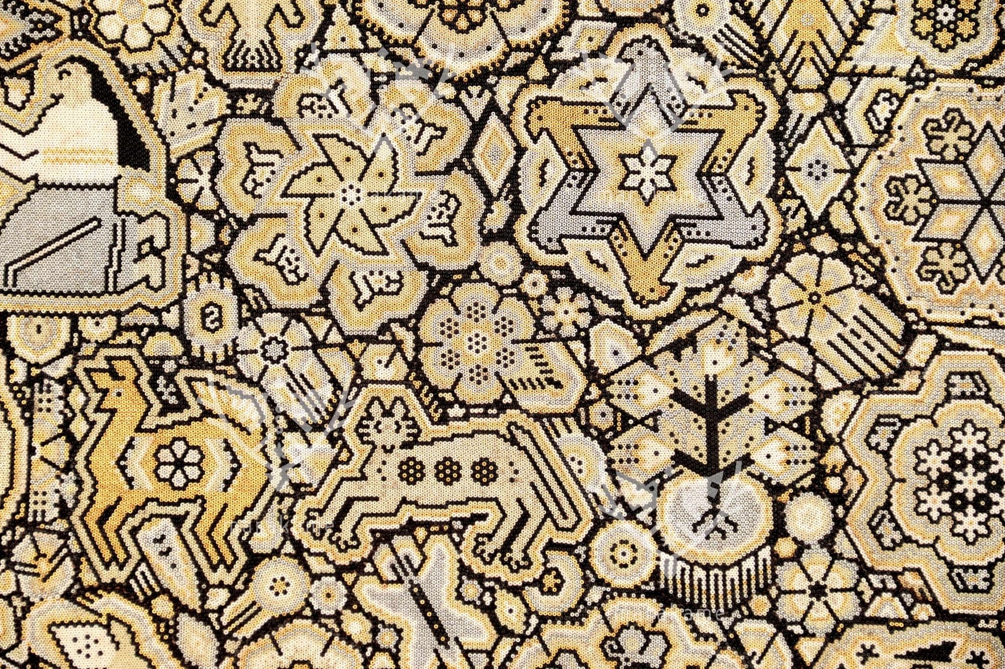 Nierika de Chaquira Círculo Huichol - Ewaripa - Velación de venado - 160 cm. - 2024 - 2025 - Arte Marakame