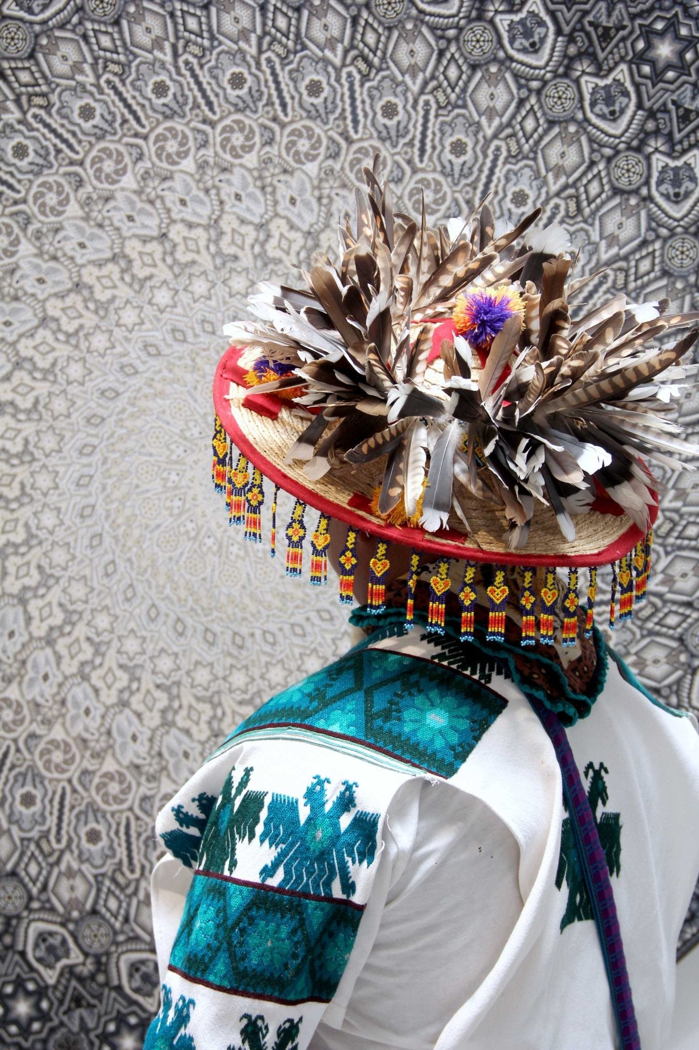Preventa - Nierika de Chaquira Círculo Huichol - Sam+lawi marakate - Lobos negros cantadores - 160 cm. - Arte Huichol - Marakame