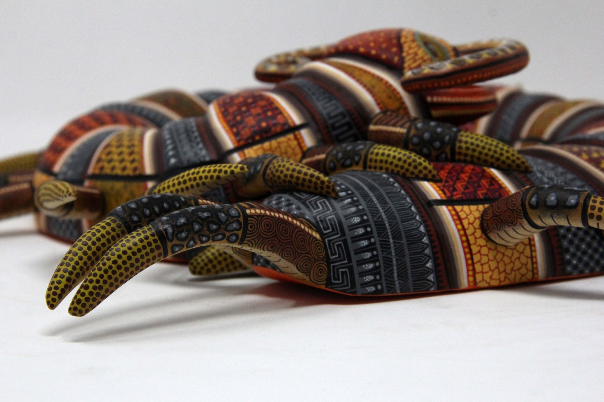 Alebrie Ciempiés - Nagande - Arte Huichol - Marakame