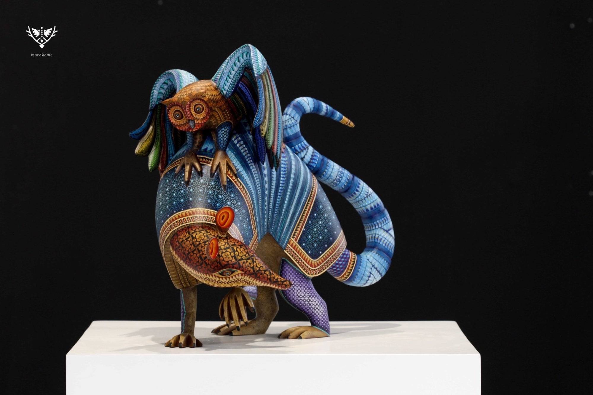 Alebrije - Armadillo con búho - Arte Huichol - Marakame