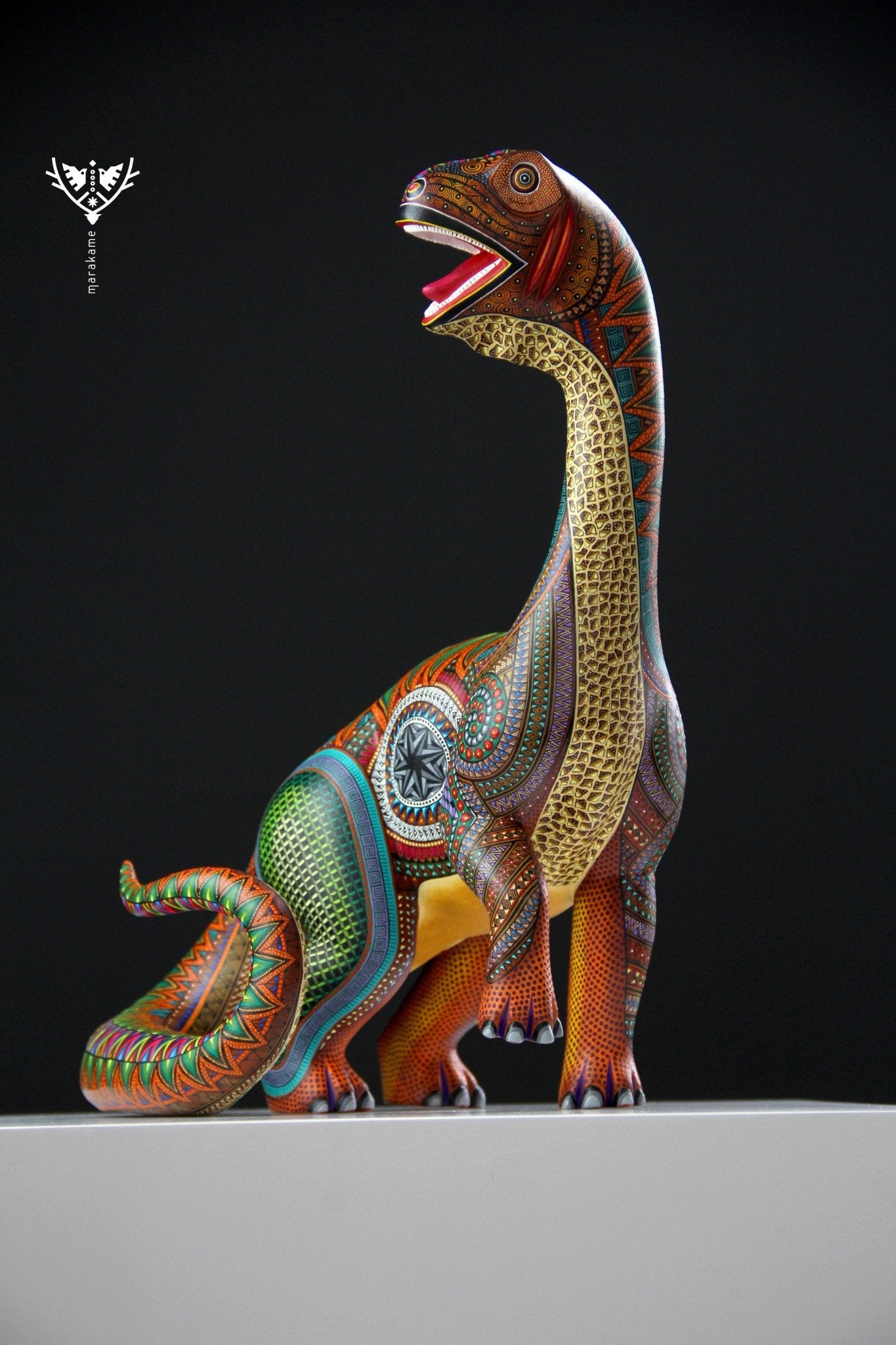 Alebrije - Brontosaurio - Arte Huichol - Marakame