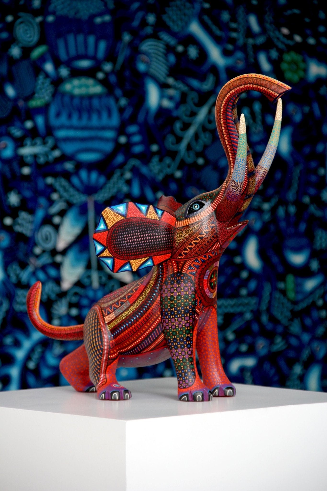 Alebrije - Elefante Pochutla - Arte Huichol - Marakame