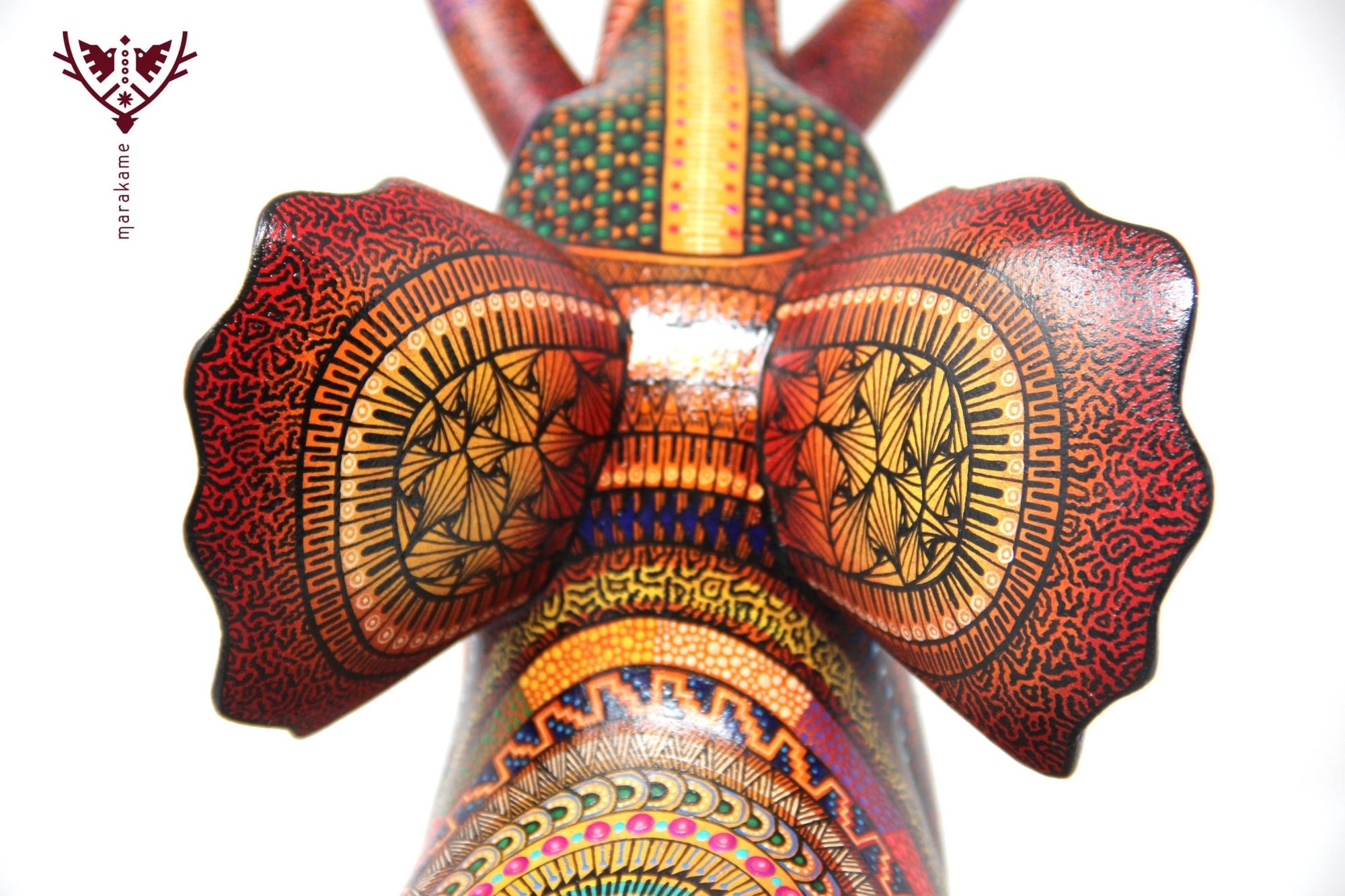 Alebrije - Elefante Pochutla - Arte Huichol - Marakame
