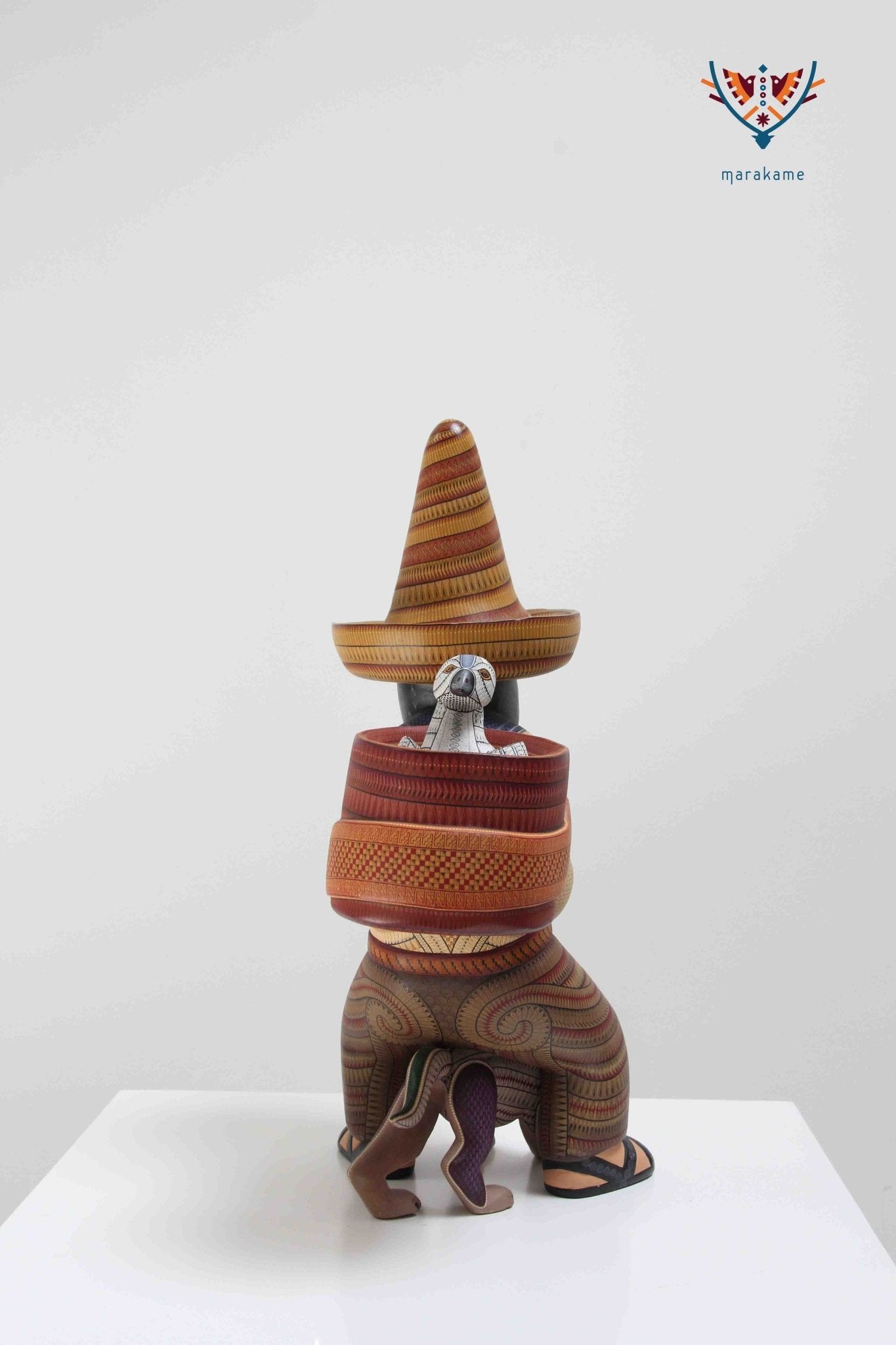 Alebrije - Indio con ofrenda - Biguié' - Arte Huichol - Marakame