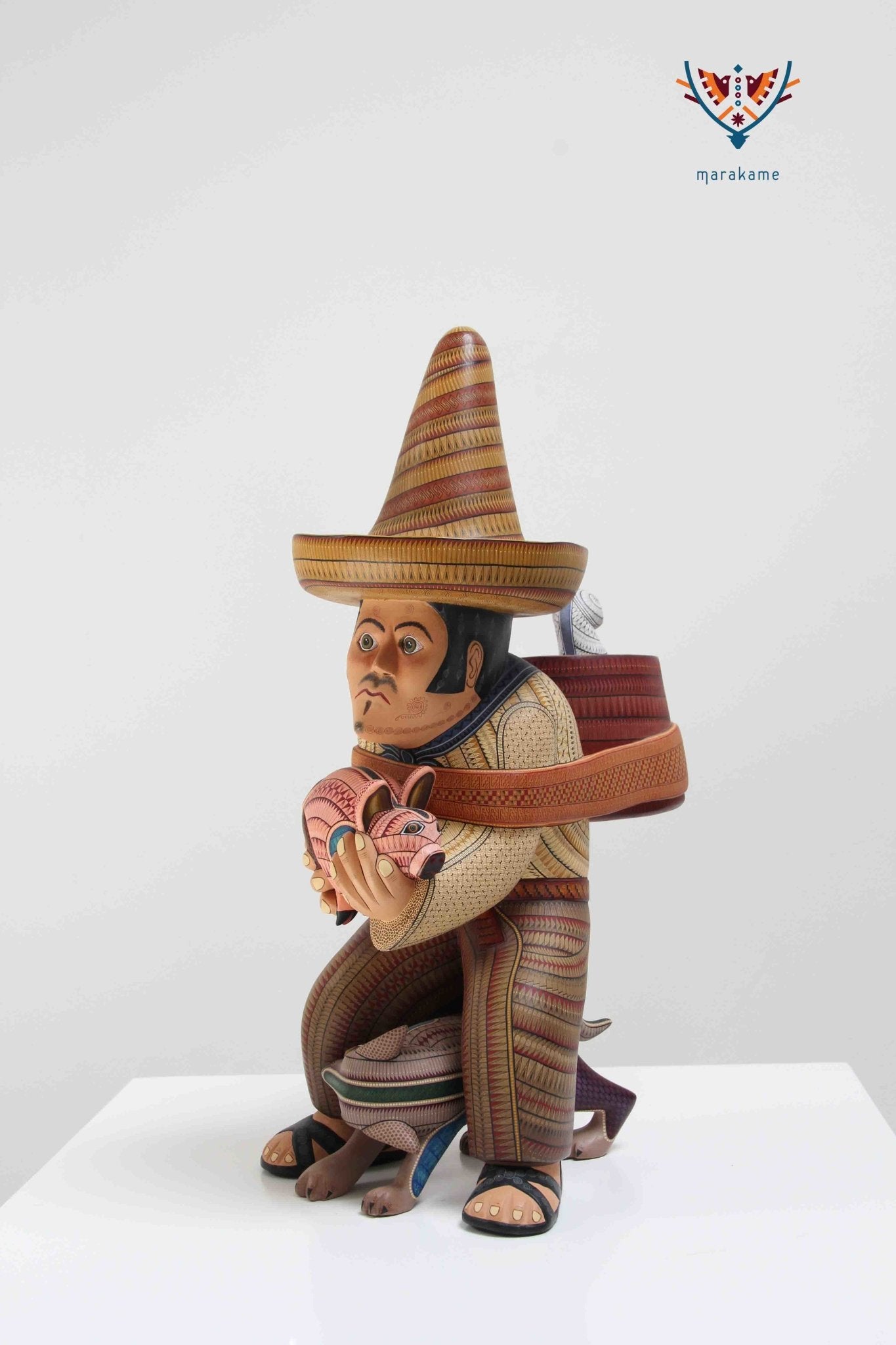 Alebrije - Indio con ofrenda - Biguié' - Arte Huichol - Marakame