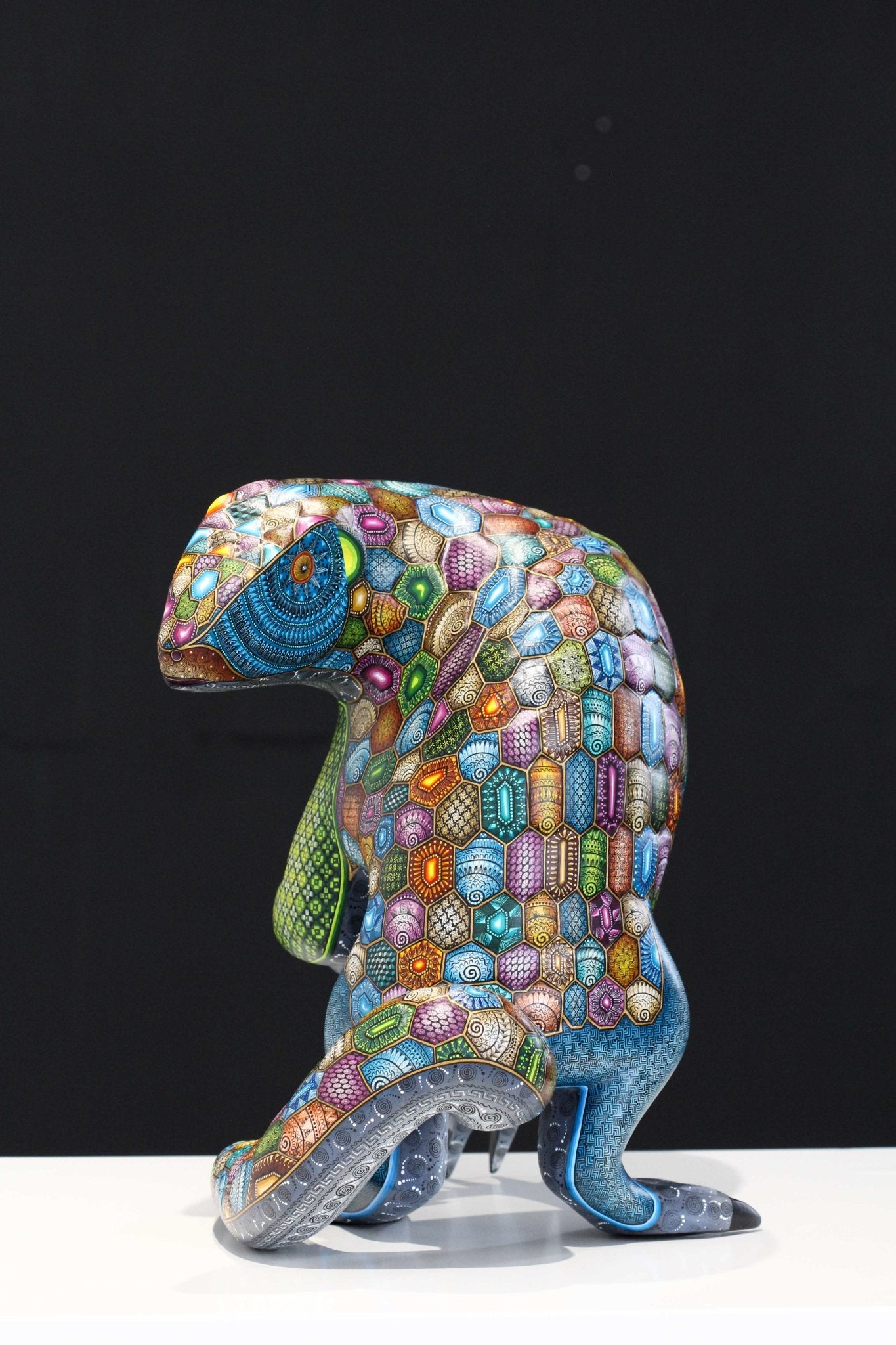 Alebrije - Pangolín Danzante - Arte Huichol - Marakame
