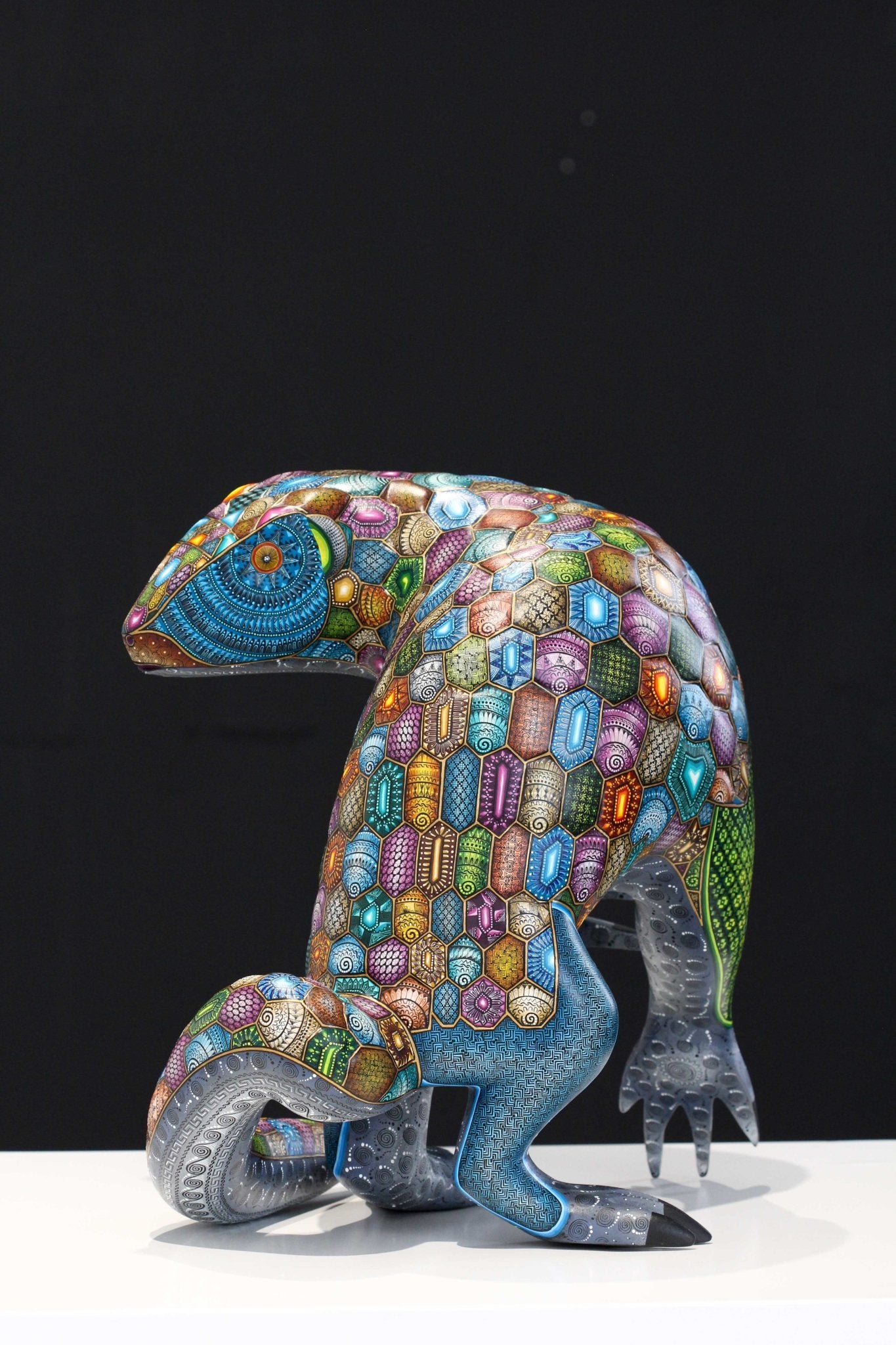 Alebrije - Pangolín Danzante - Arte Huichol - Marakame