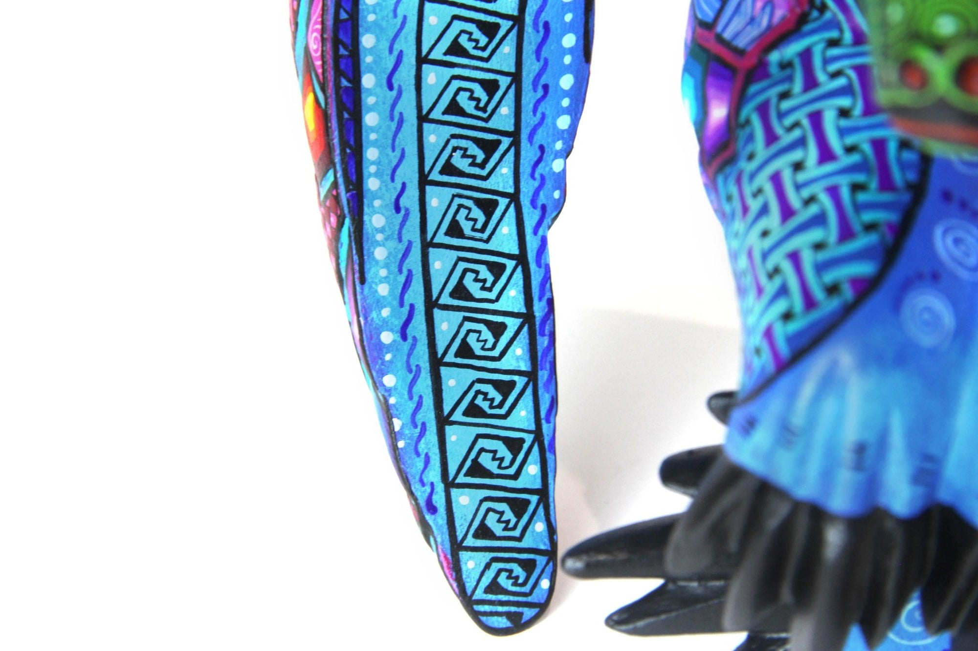 Alebrije - Pangolín enroscado - Arte Huichol - Marakame