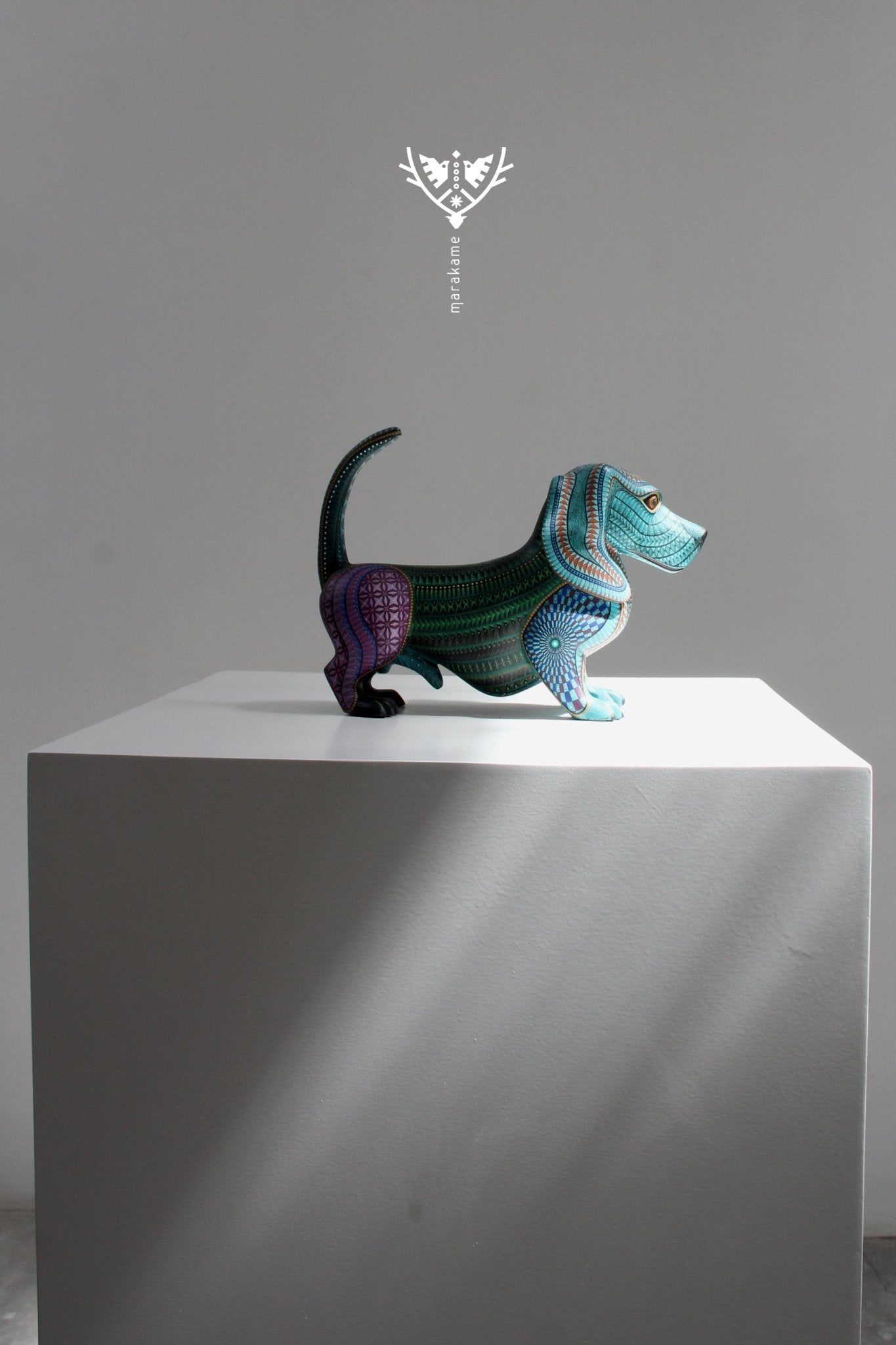 Alebrije - Perro Salchicha - Arte Huichol - Marakame