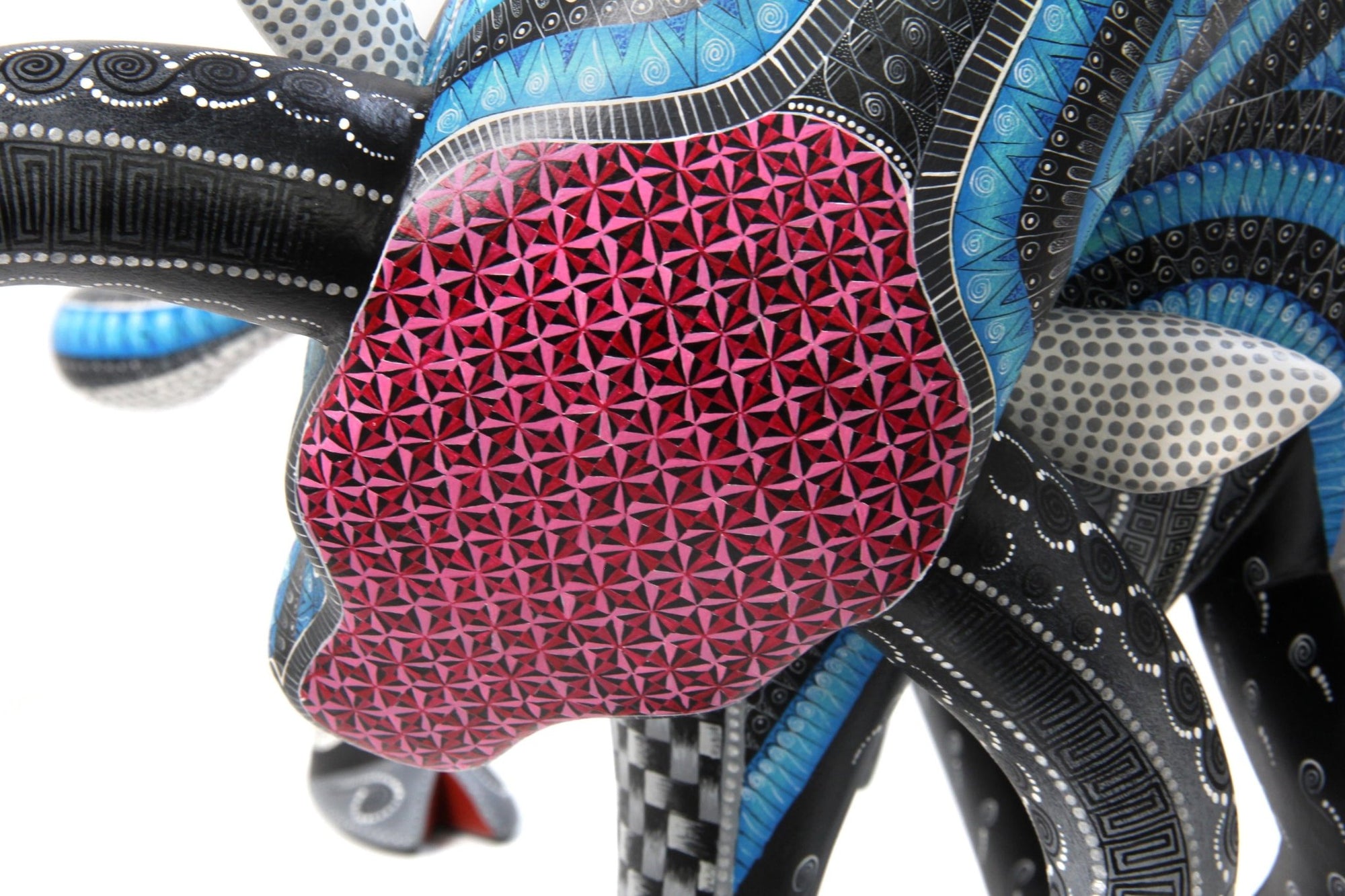 Alebrije Toro - Goon ngola - Arte Huichol - Marakame