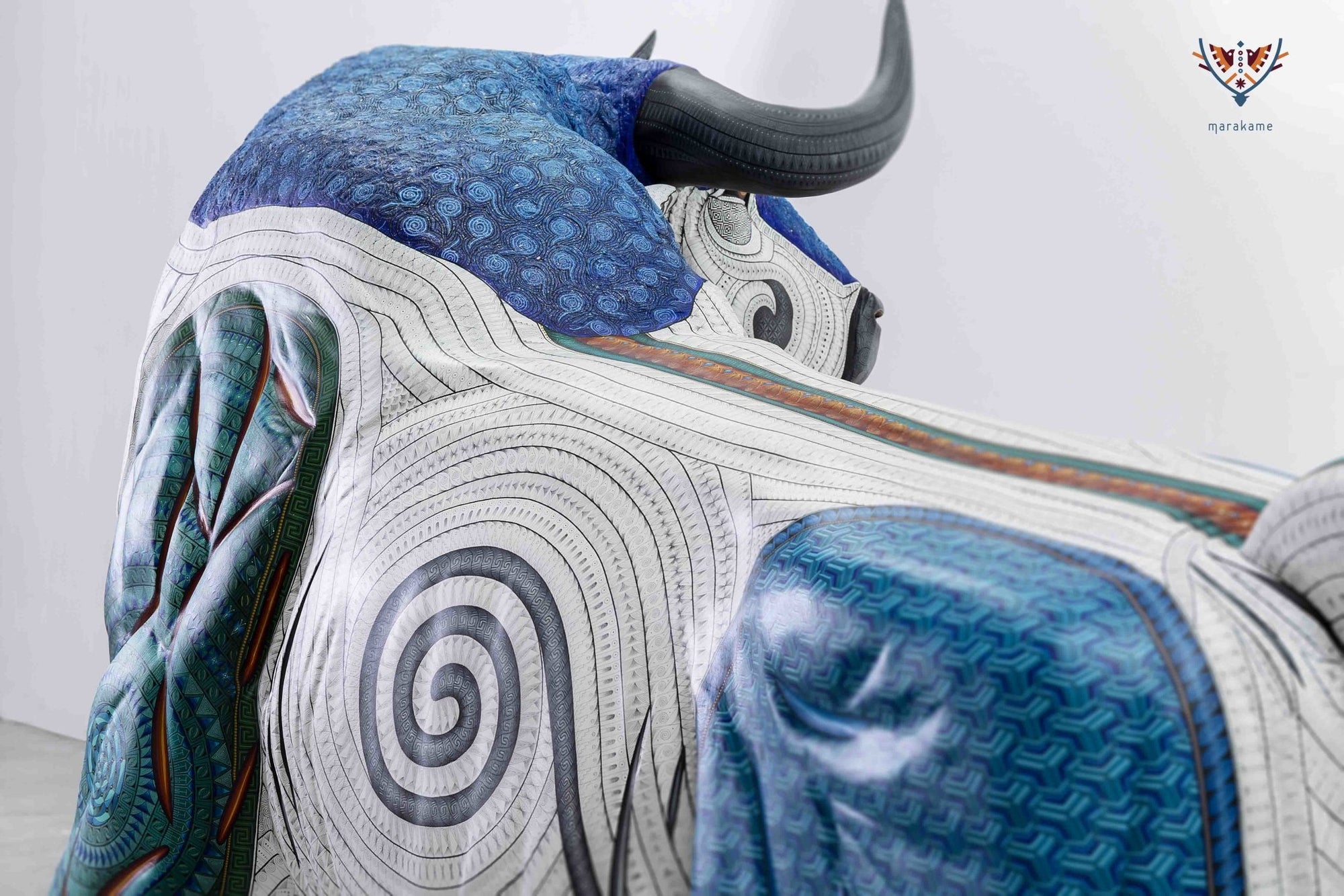 Alebrije - Toro Imperial - Arte Huichol - Marakame