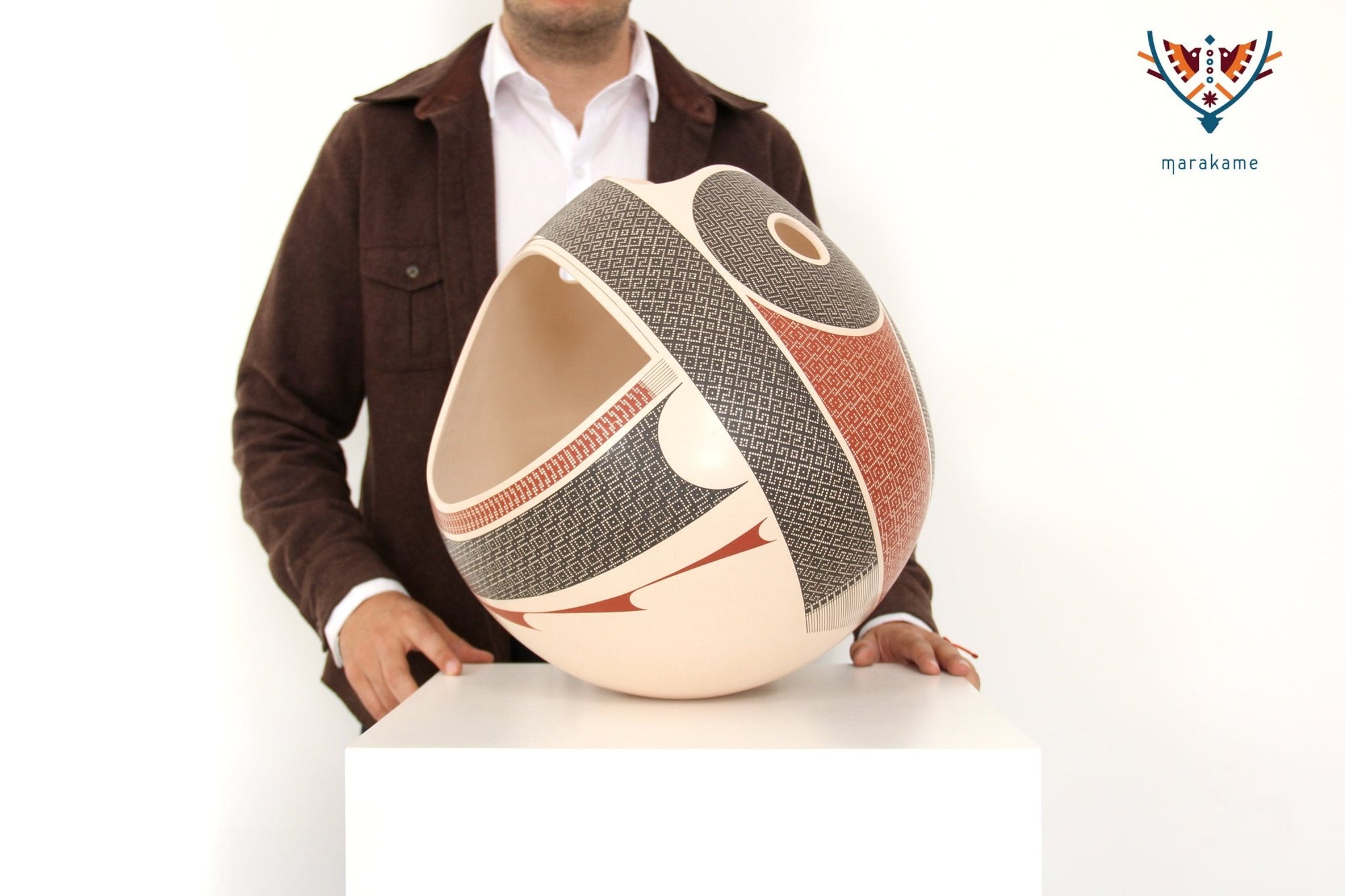 Cerámica de Mata Ortiz - Pieza grande - Elias Peña - Arte Huichol - Marakame