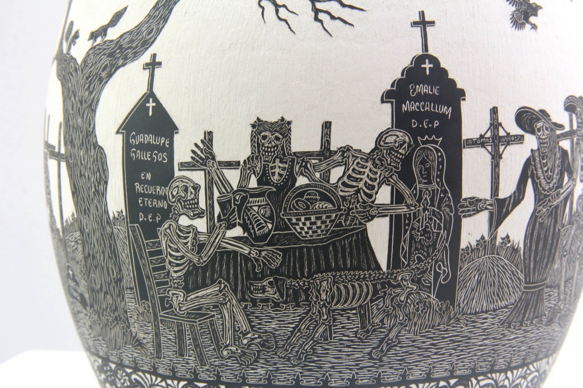 Cerámica de Mata Ortiz - Vida y Muerte de día - pieza grande - Arte Huichol - Marakame