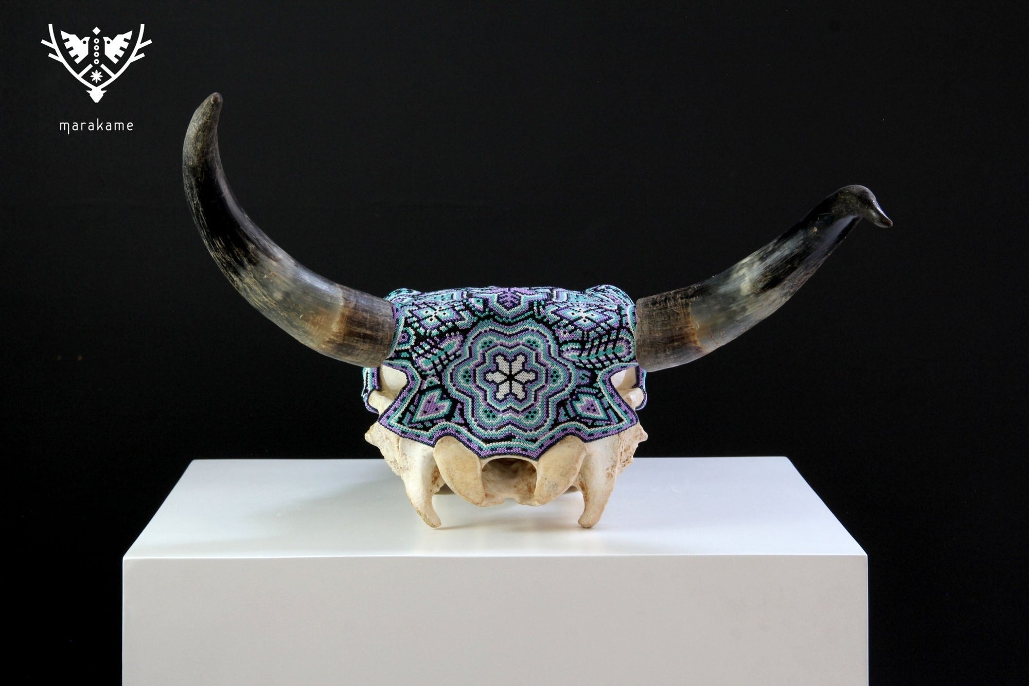 Cráneo de vaca Arte Huichol - Mayes - Arte Huichol - Marakame