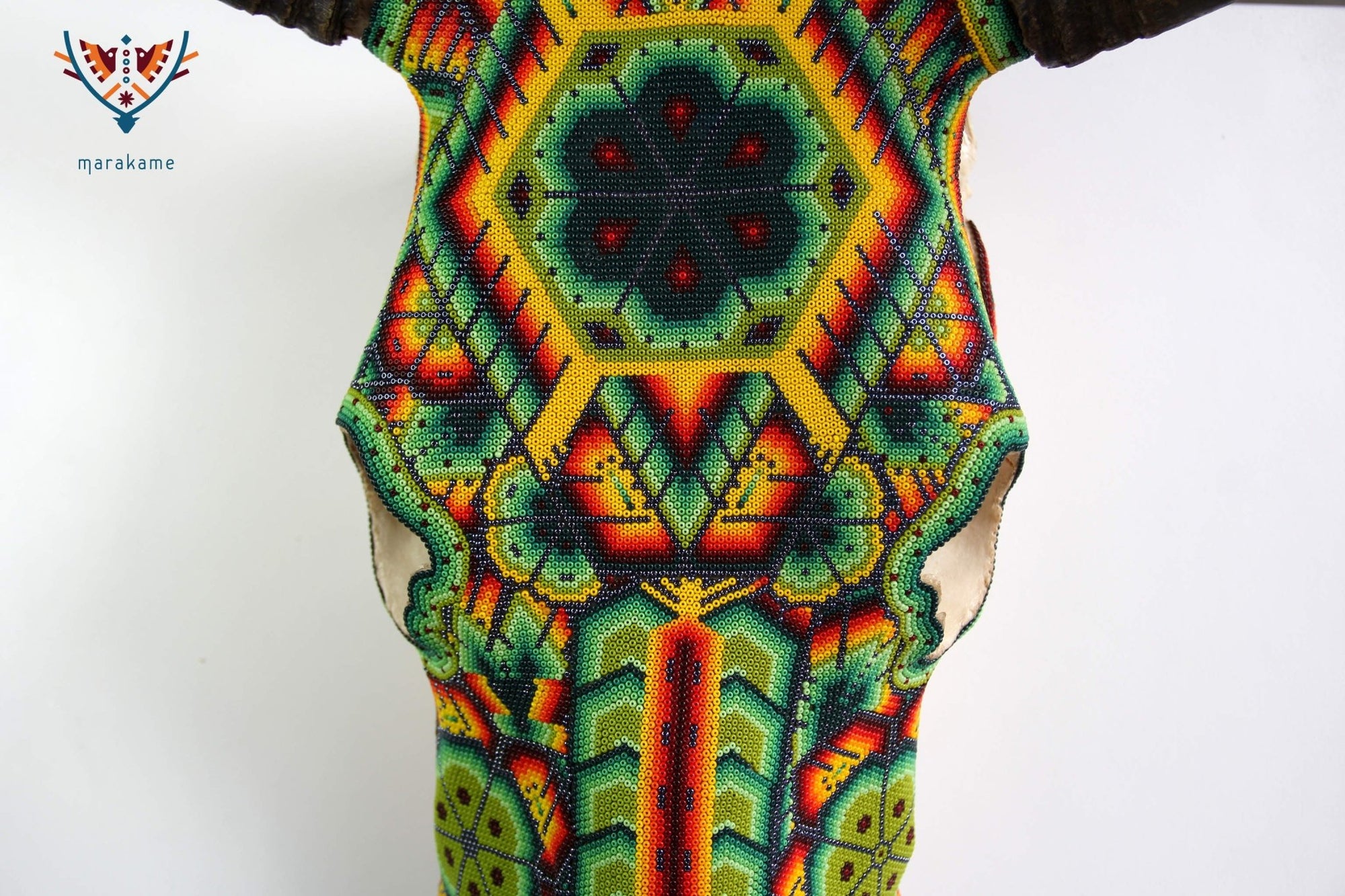 Cráneo de vaca Arte Huichol - Niwetsika - Arte Huichol - Marakame