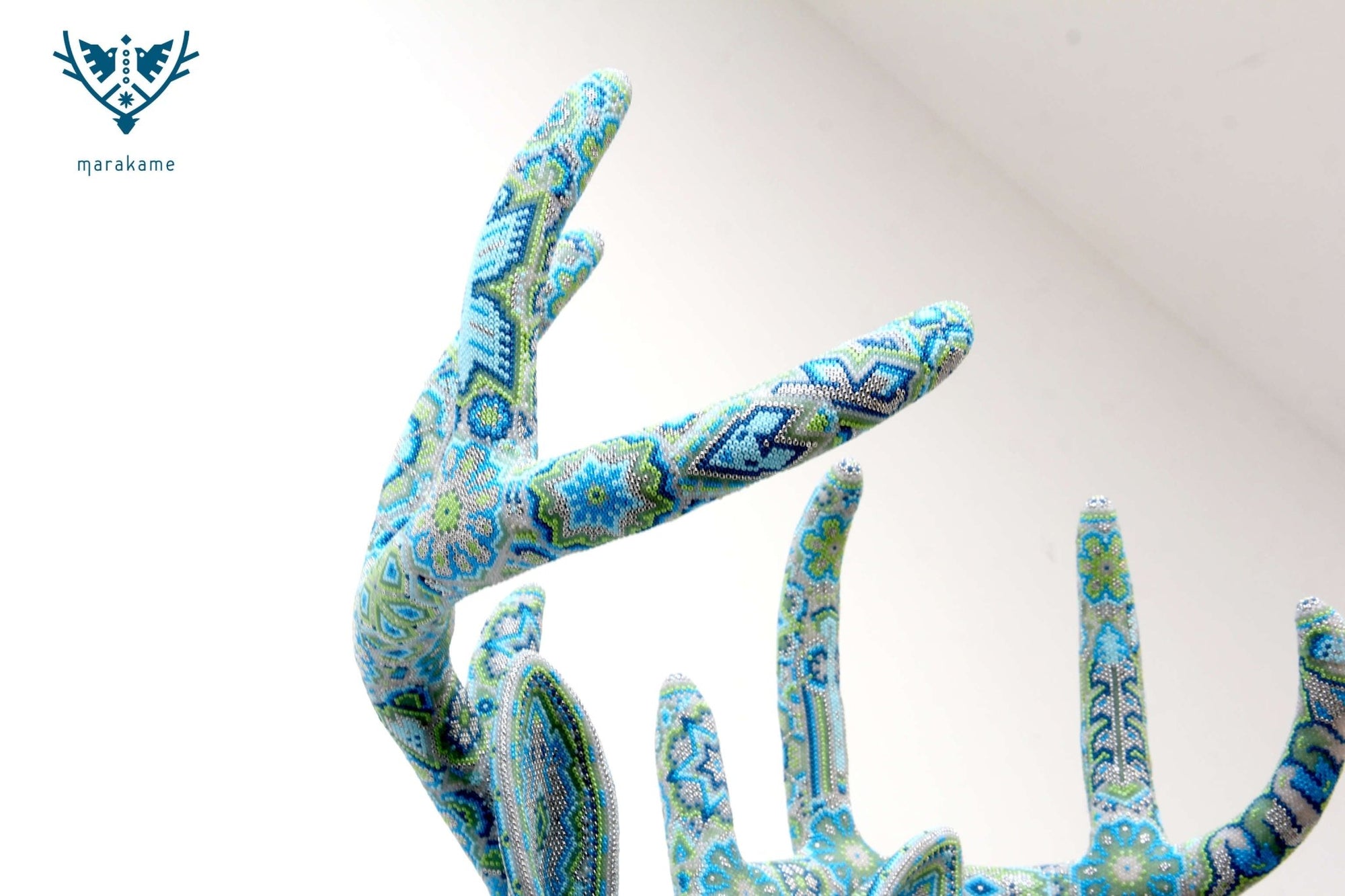 Escultura Arte Huichol - Cabeza de Venado azul - Kauyumarie - Arte Huichol - Marakame