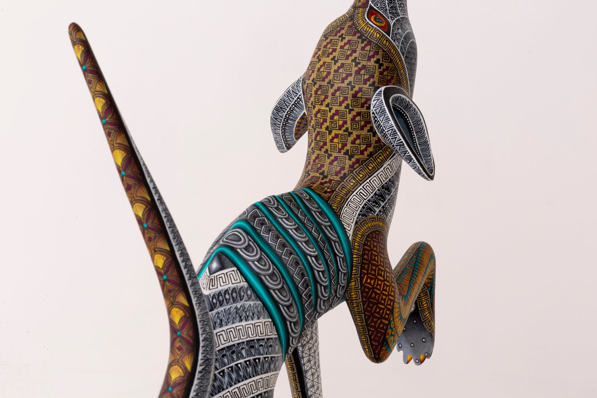Alebrije - Perro costilludo