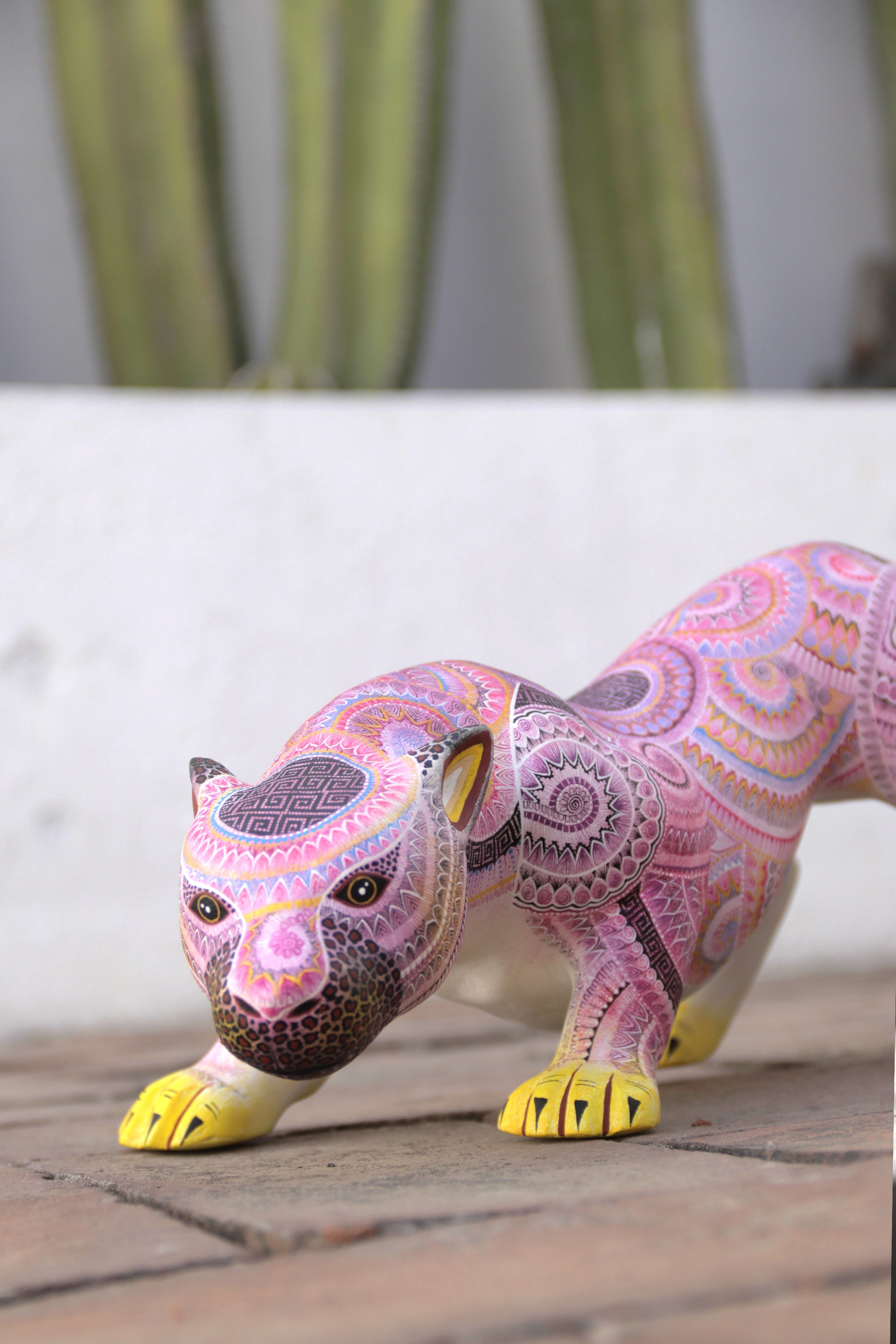 Alebrije - Jaguar rosa