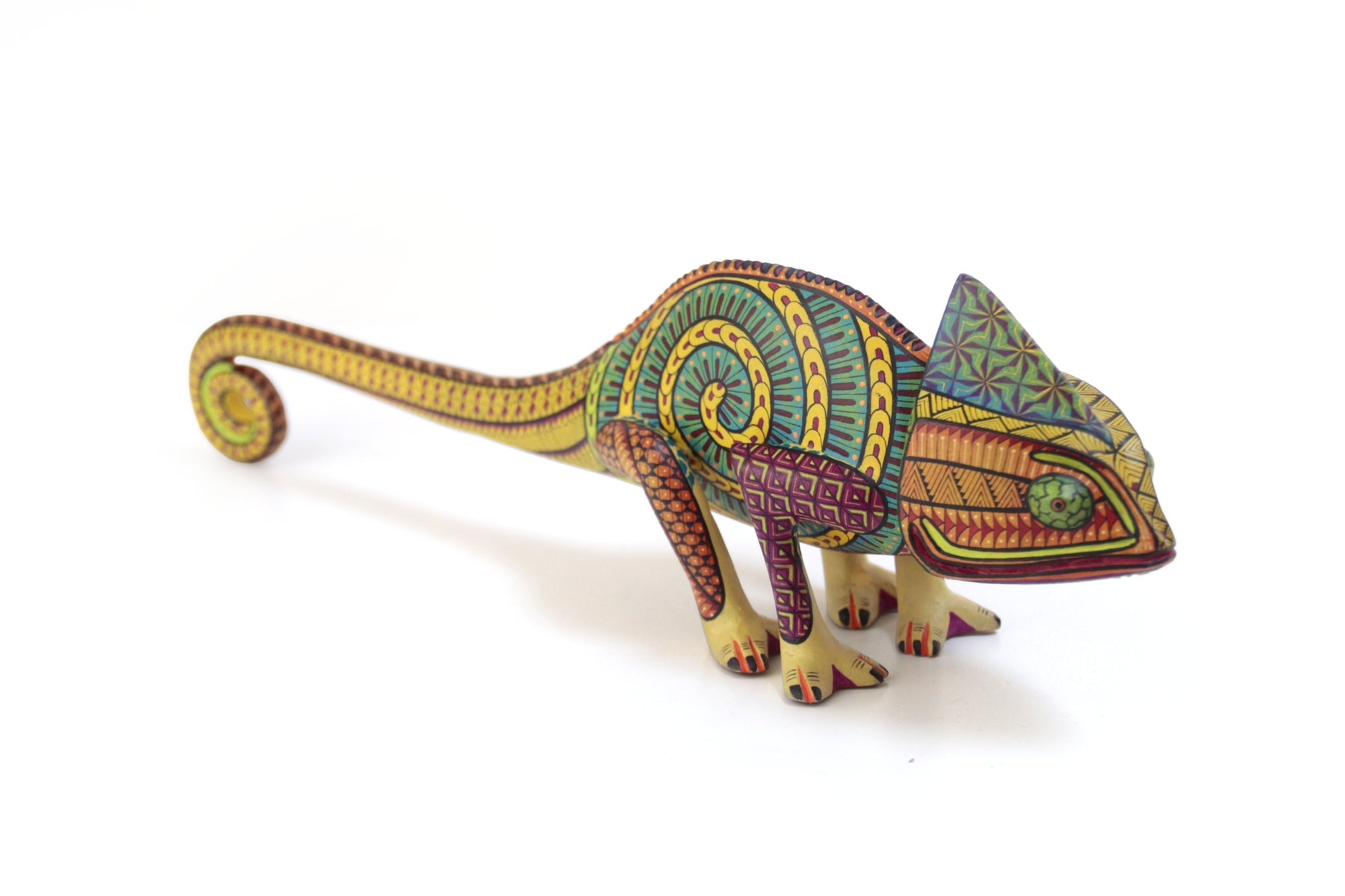 Alebrije – Camaleón de Cola Amarilla – Manifestación de la Energía Vital