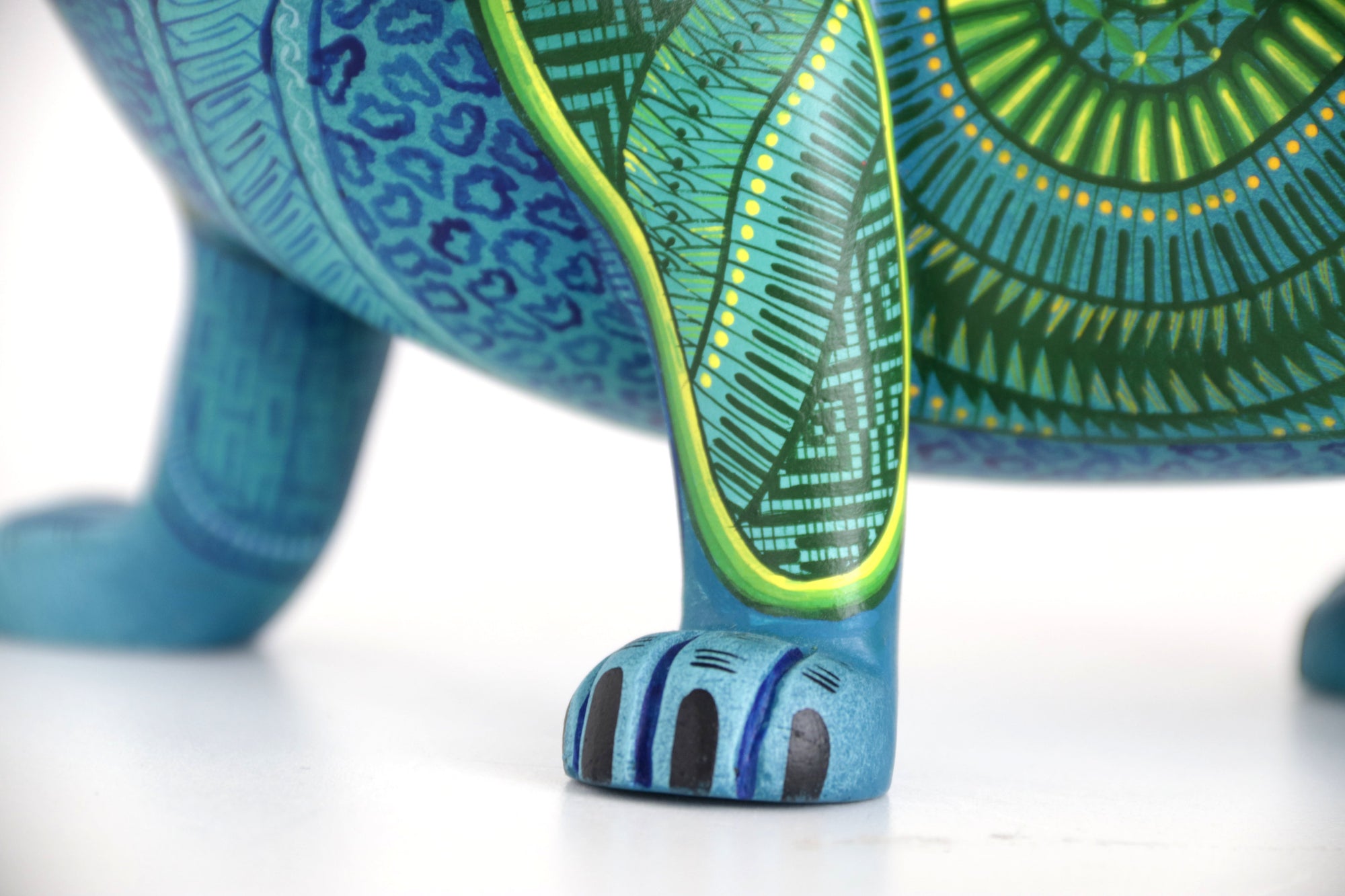 Alebrije – Geflügelter Jaguar der aufgehenden Sonne – Neubeginn, Kraft und Transformation