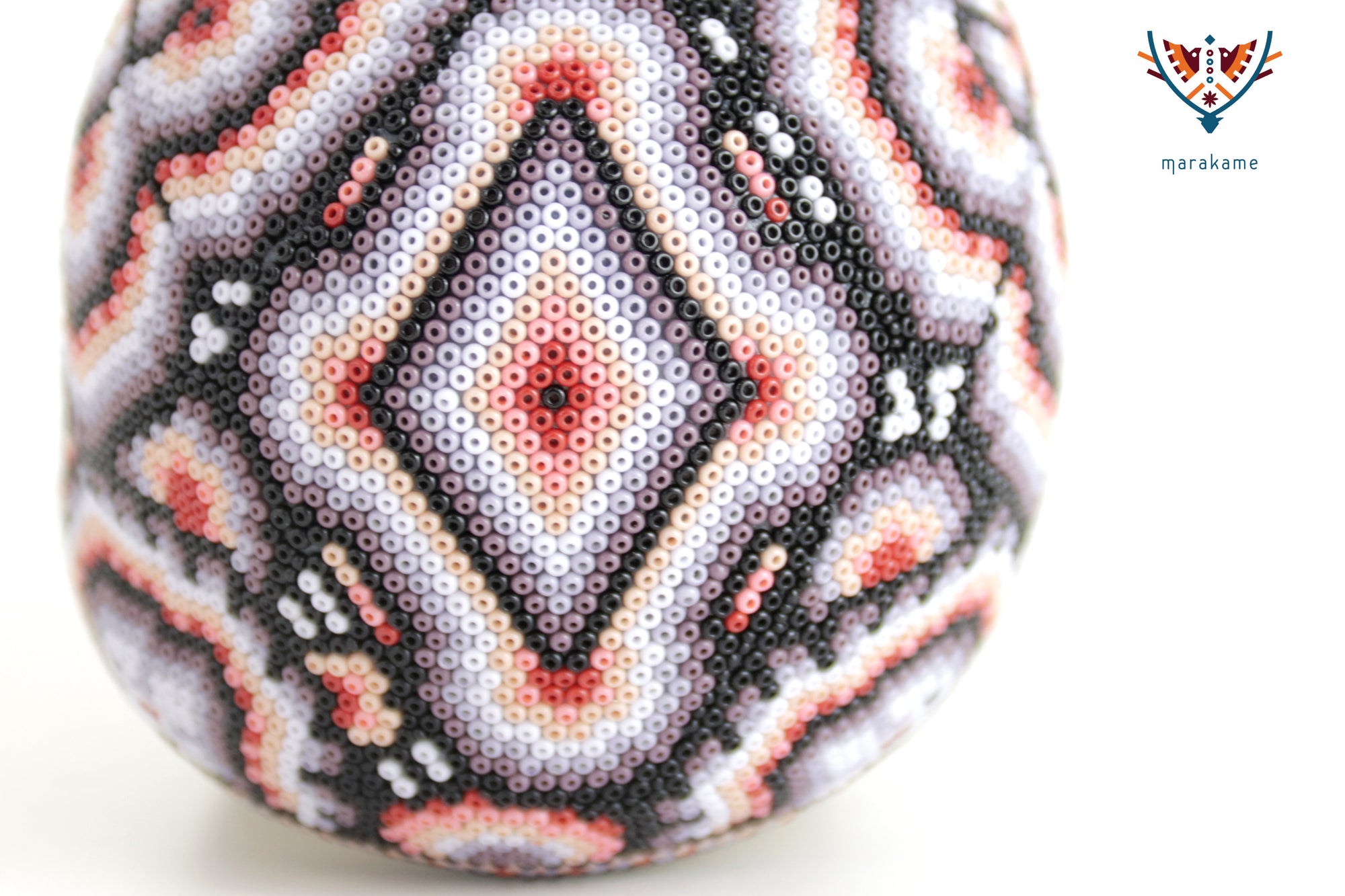 Calavera Huichol Mediana - Eyekame - Jardín de ecos y memoria lunar