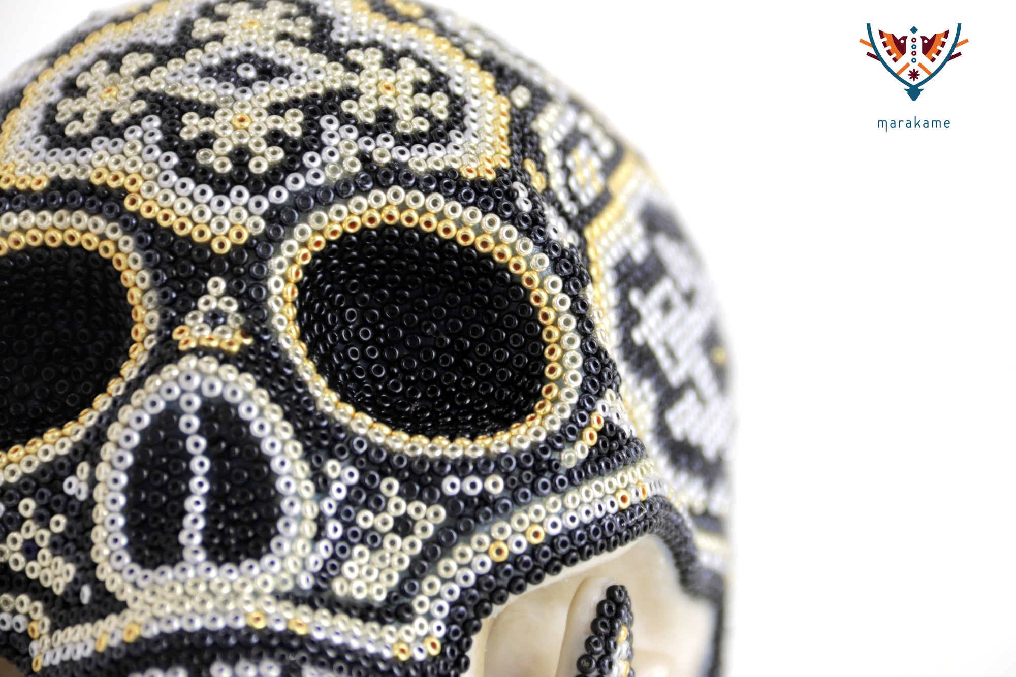Calavera Huichol Mediana - Eyekame - Senderos de obsidiana y eco solar