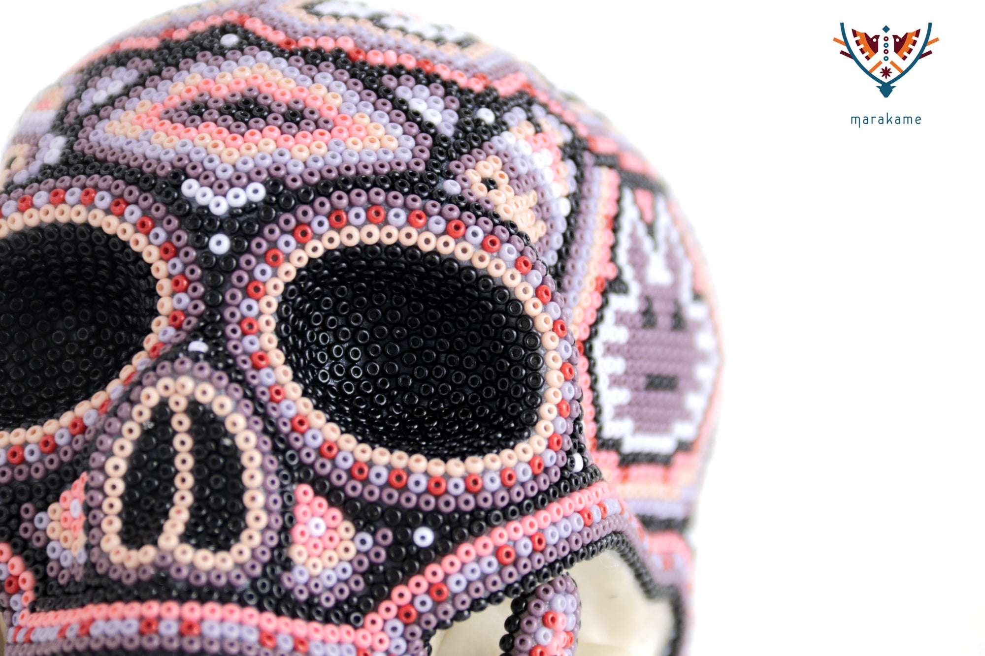 Calavera Huichol Mediana - Eyekame - Flor espectral del amanecer rosado