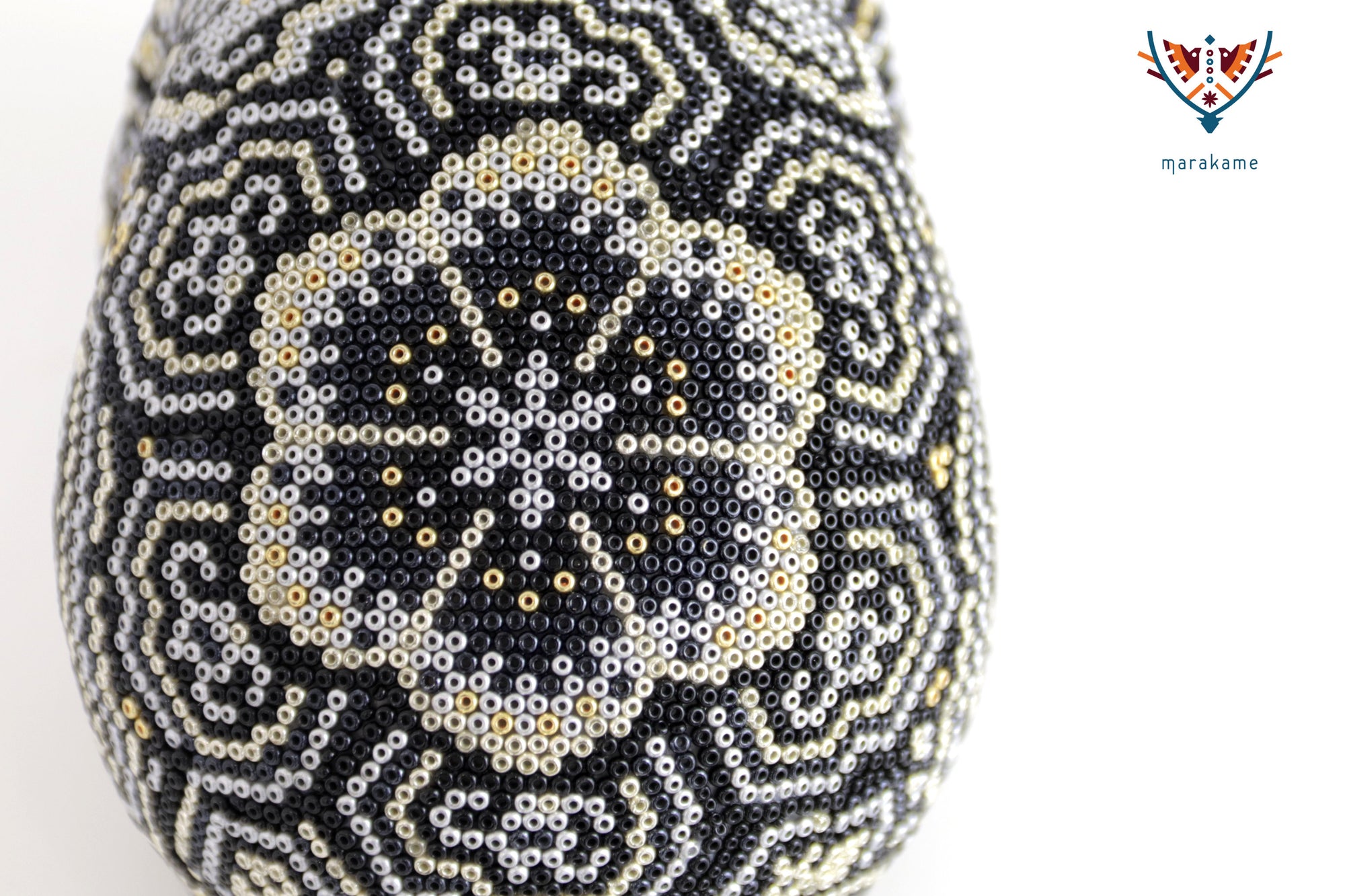 Calavera Huichol Mediana - Eyekame - Senderos del eclipse silencioso