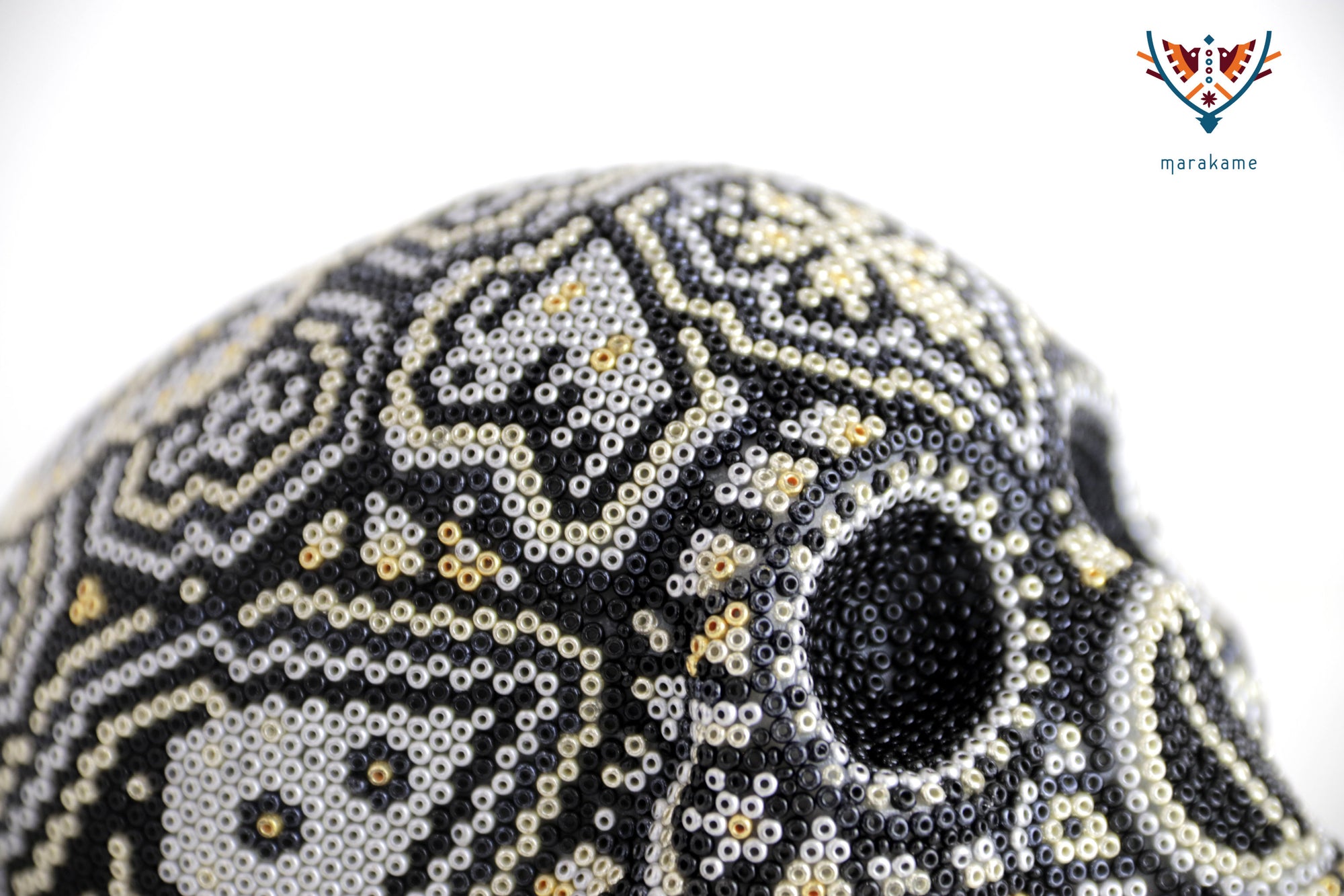 Calavera Huichol Mediana - Eyekame - Senderos del eclipse silencioso