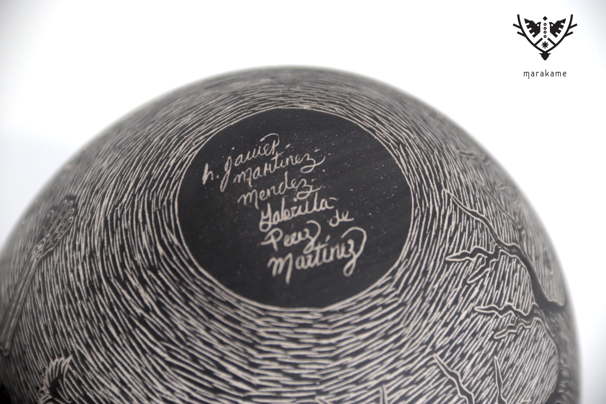 Cerámica de Mata Ortiz - Panteón con Calaveras - Día de muertos