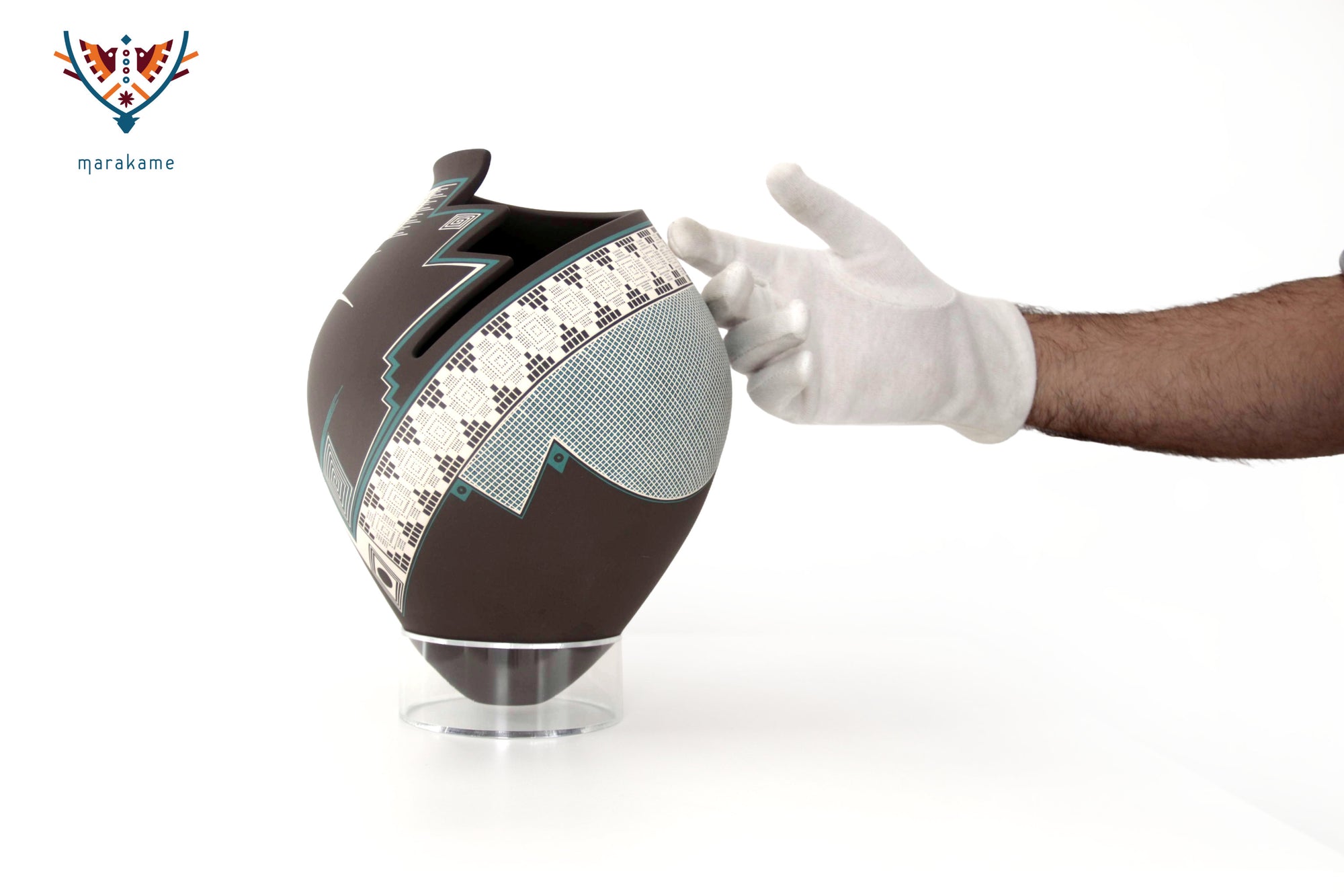 Cerámica de Mata Ortiz - Geometría sobre marrones