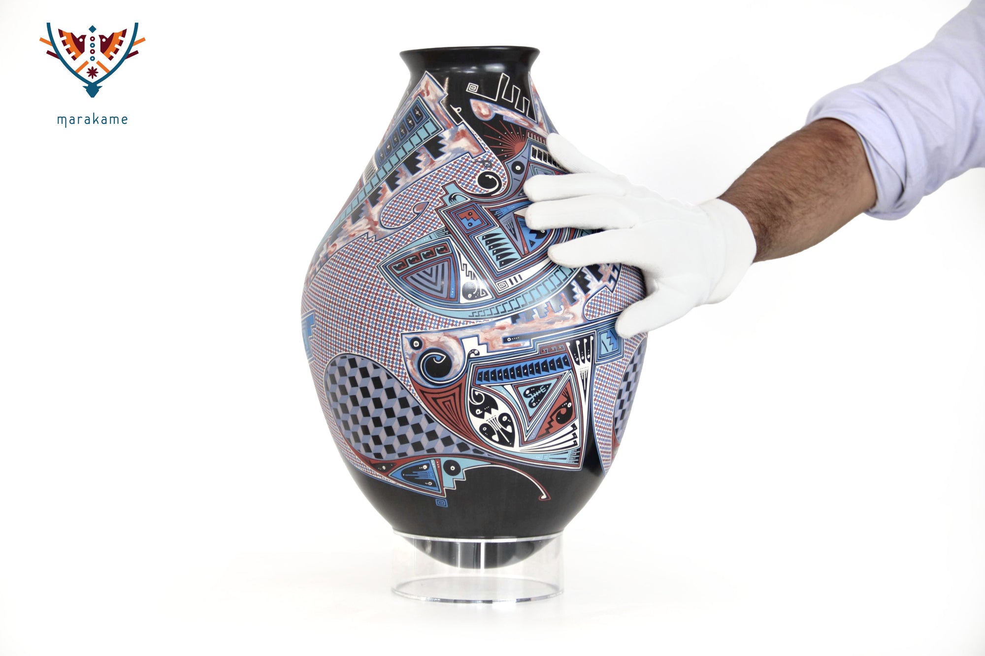 Mata Ortiz Ceramics – Geometrie der Vorfahren in Schwarz und Blau
