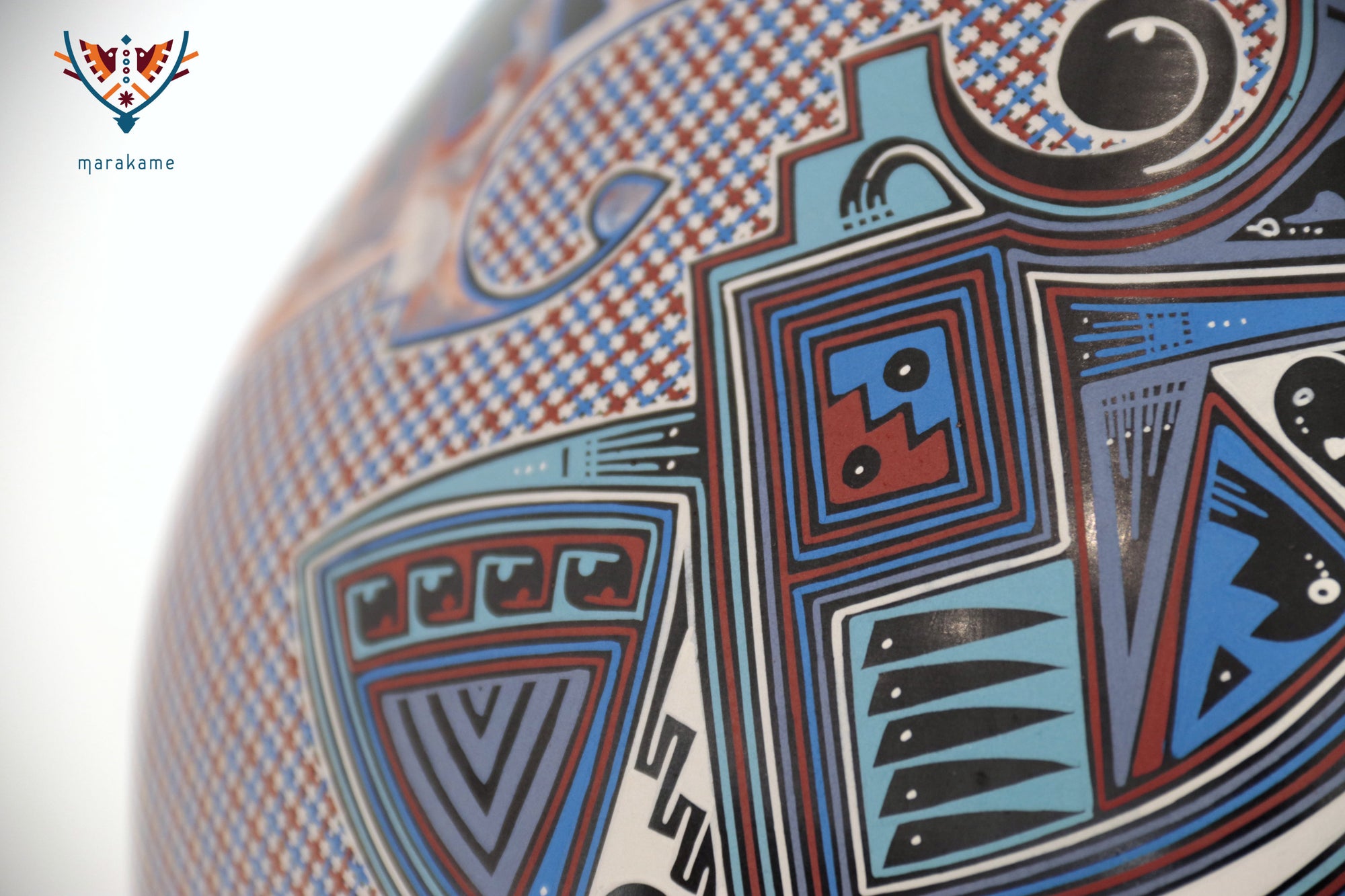 Mata Ortiz Ceramics – Geometrie der Vorfahren in Schwarz und Blau
