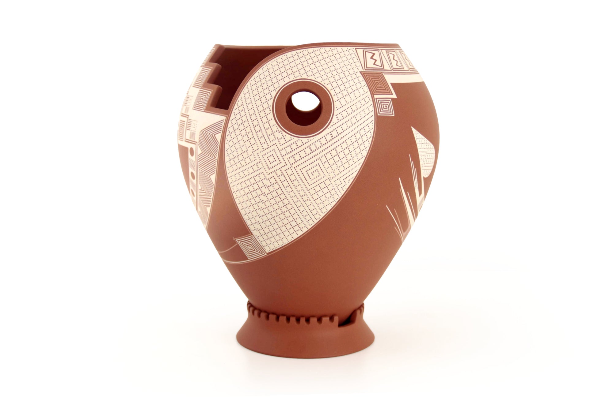 Cerámica de Mata Ortiz - Terracota de geometría perforada