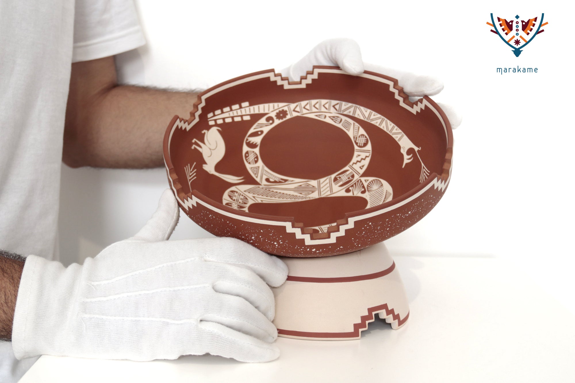 Cerámica de Mata Ortiz - Plato - Serpiente de la Montaña Roja