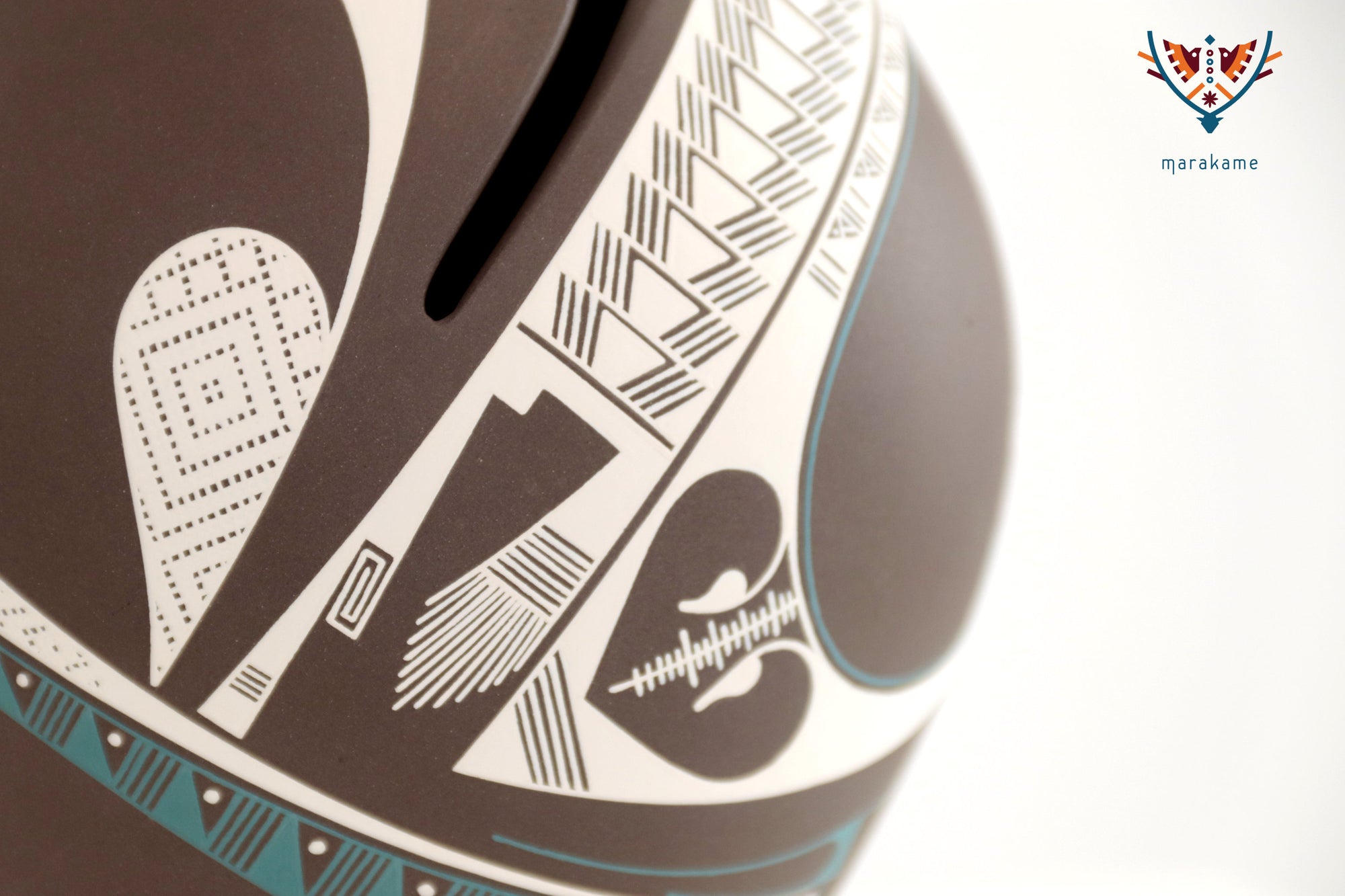 Ceramics by Mata Ortiz - Silent Root