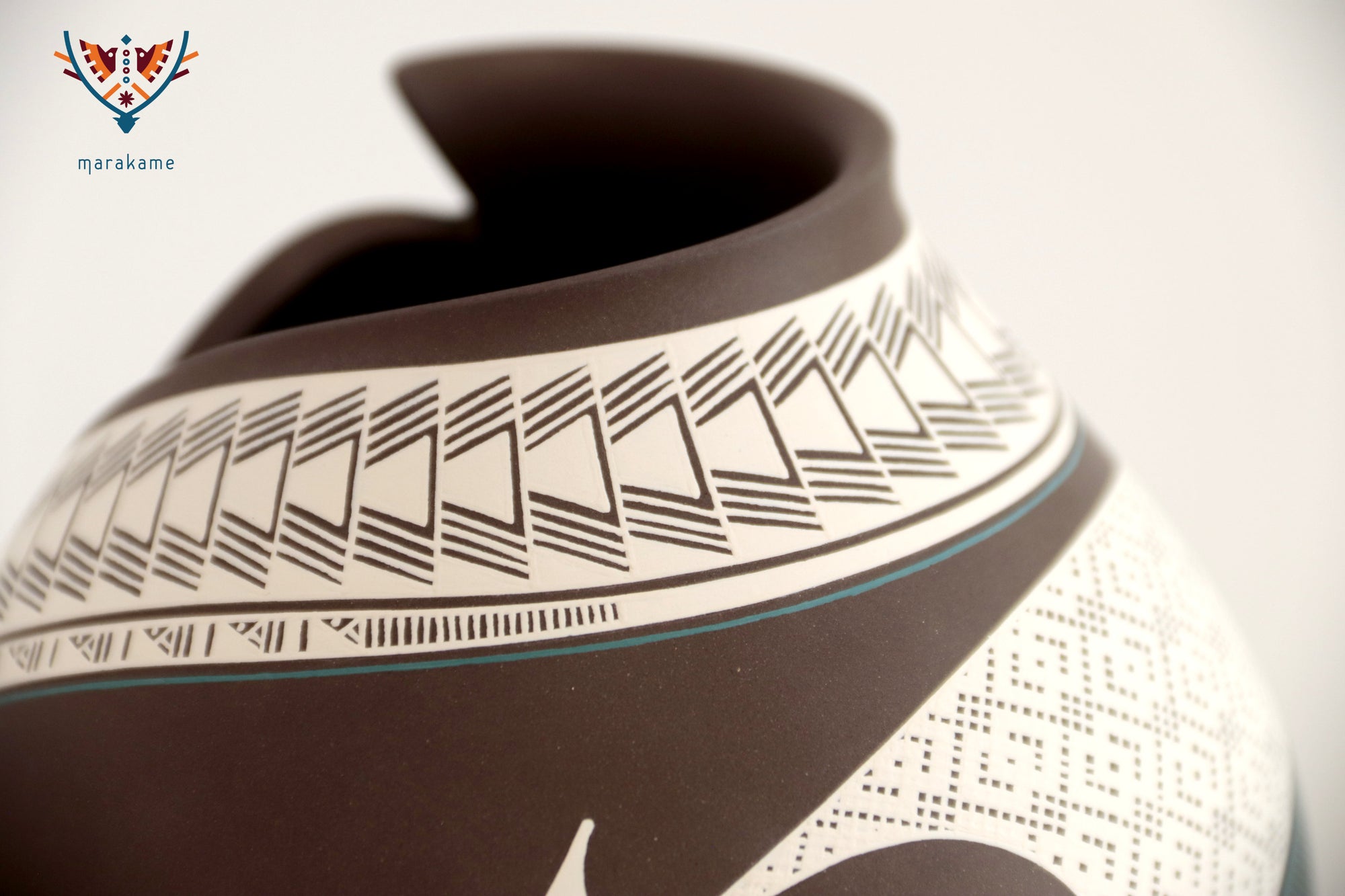 Ceramics by Mata Ortiz - Silent Root