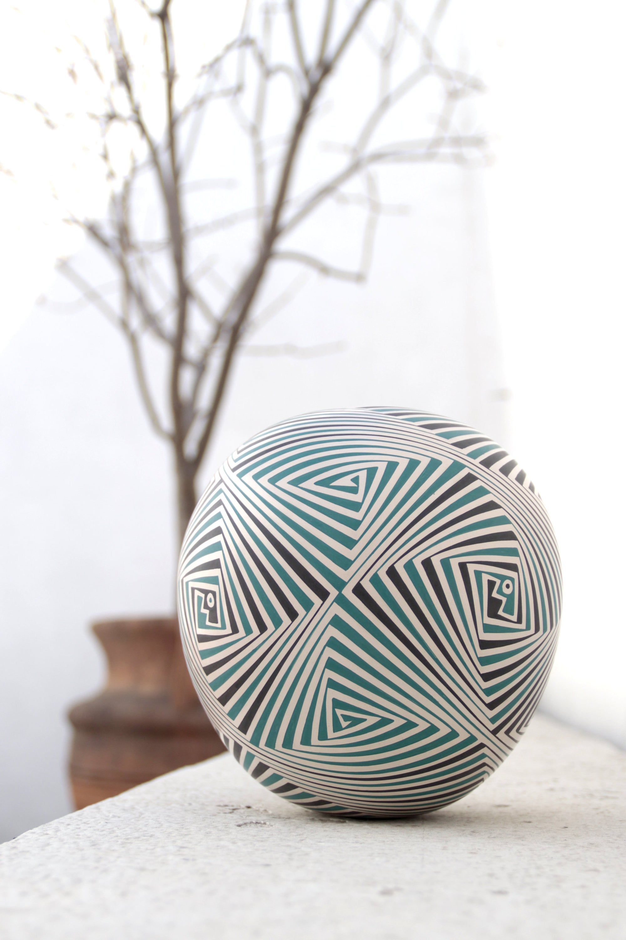 Cerámica de Mata Ortiz - Geometría en Expansión