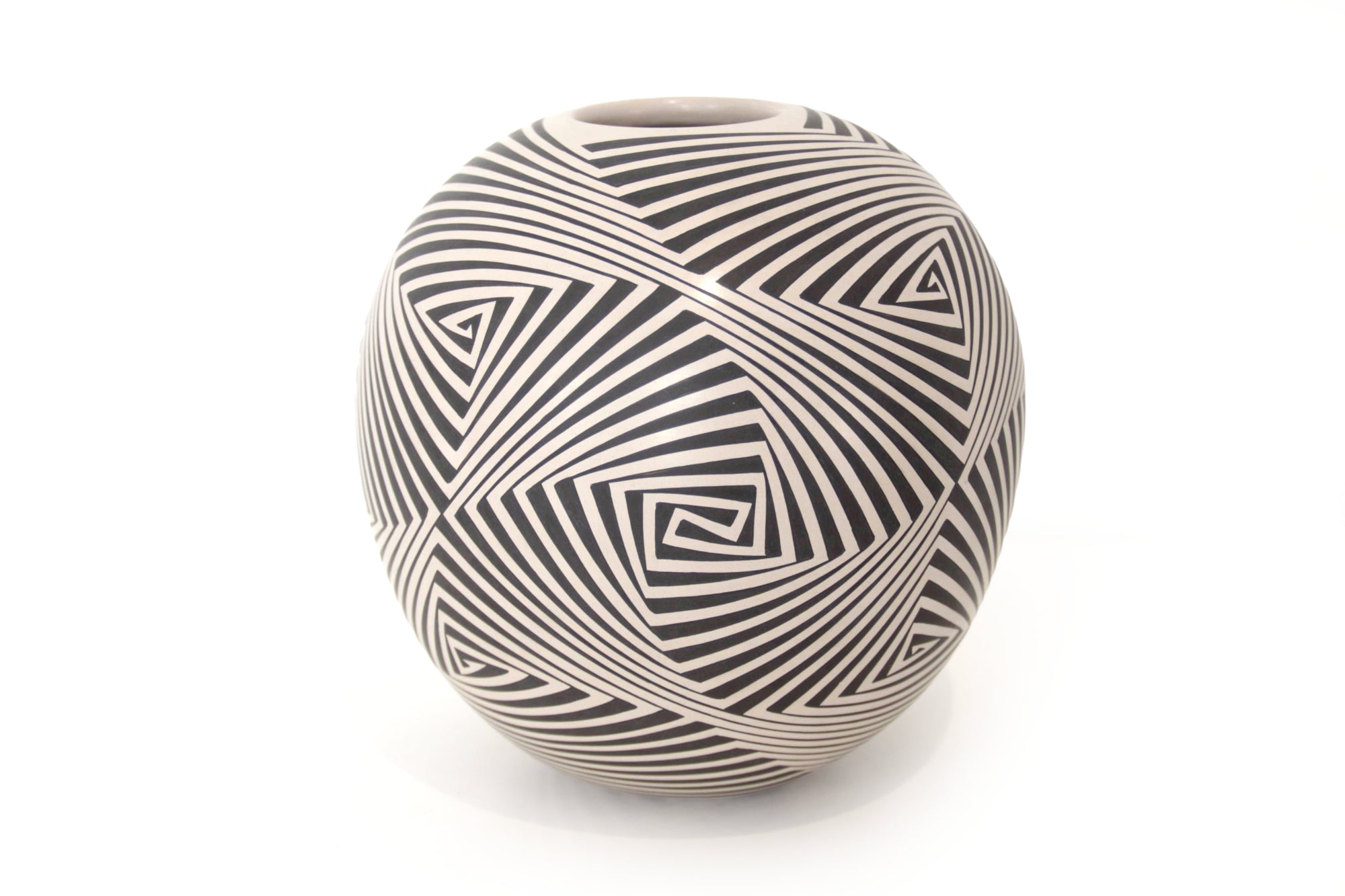 Cerámica de Mata Ortiz - Espirales del Viento