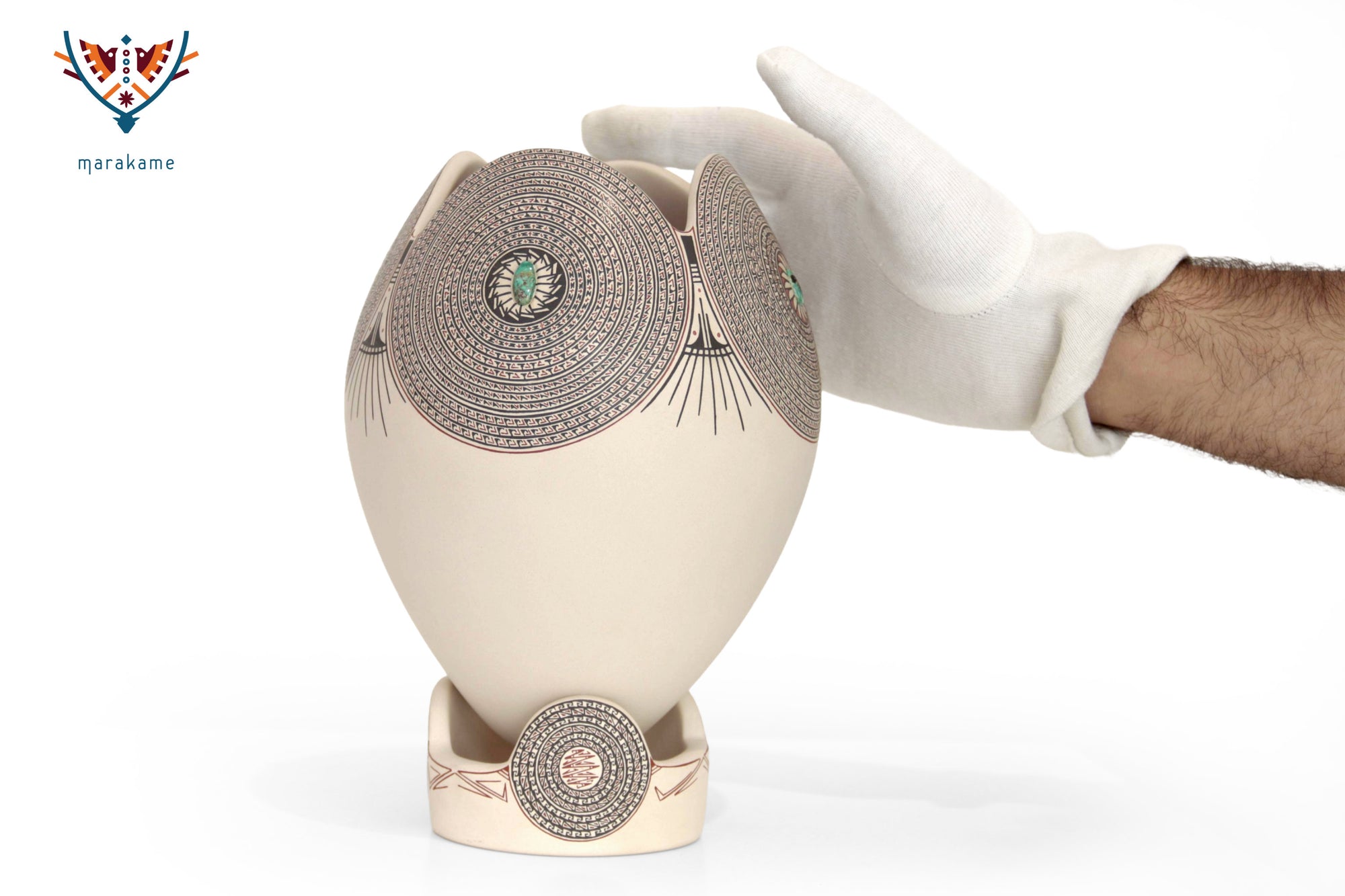 Ceramica de Mata Ortiz - Pintado fino y turquesas