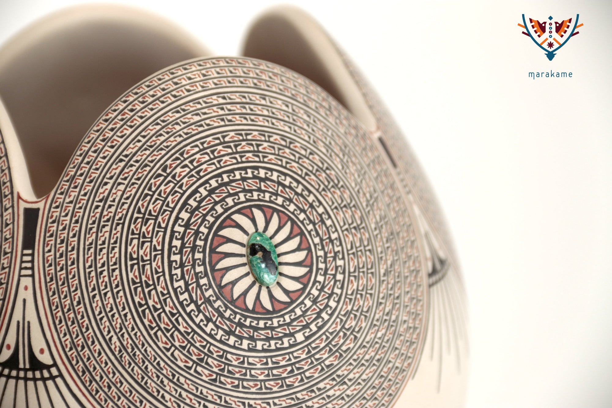 Ceramica de Mata Ortiz - Pintado fino y turquesas