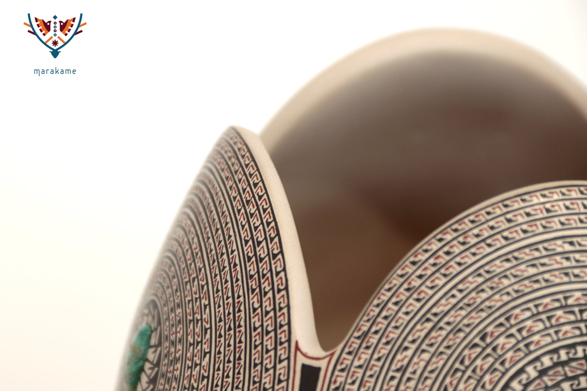 Ceramica de Mata Ortiz - Pintado fino y turquesas