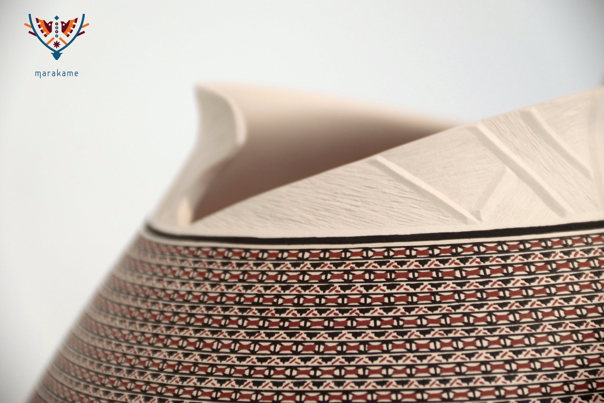 Cerámica de Mata Ortiz - Fósil de Mariposa - Obra premiada