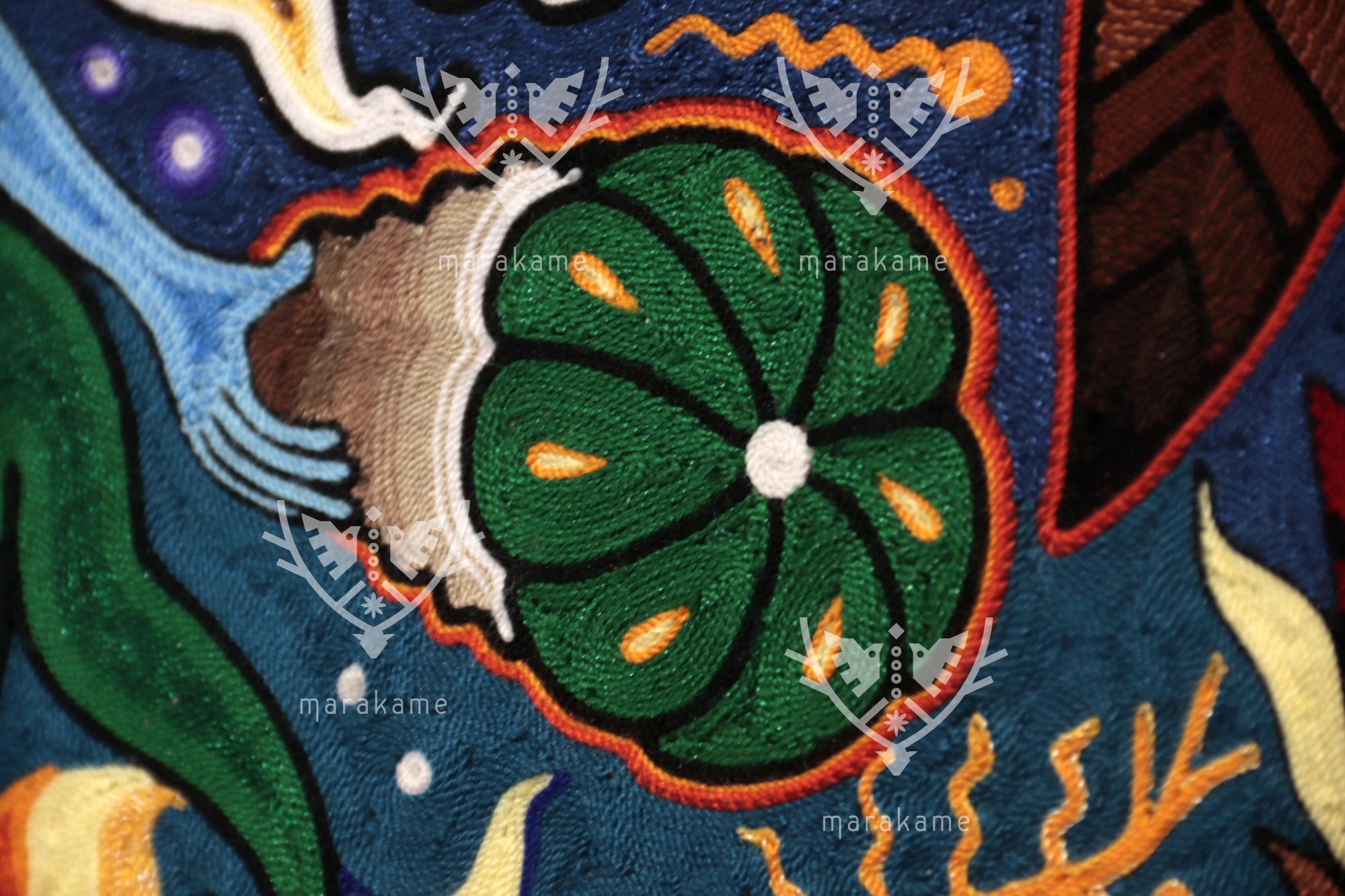 Nierika de Estambre fino Circulo Huichol - Tatei Niwetsika – La Madre del Maíz - 60 cm.